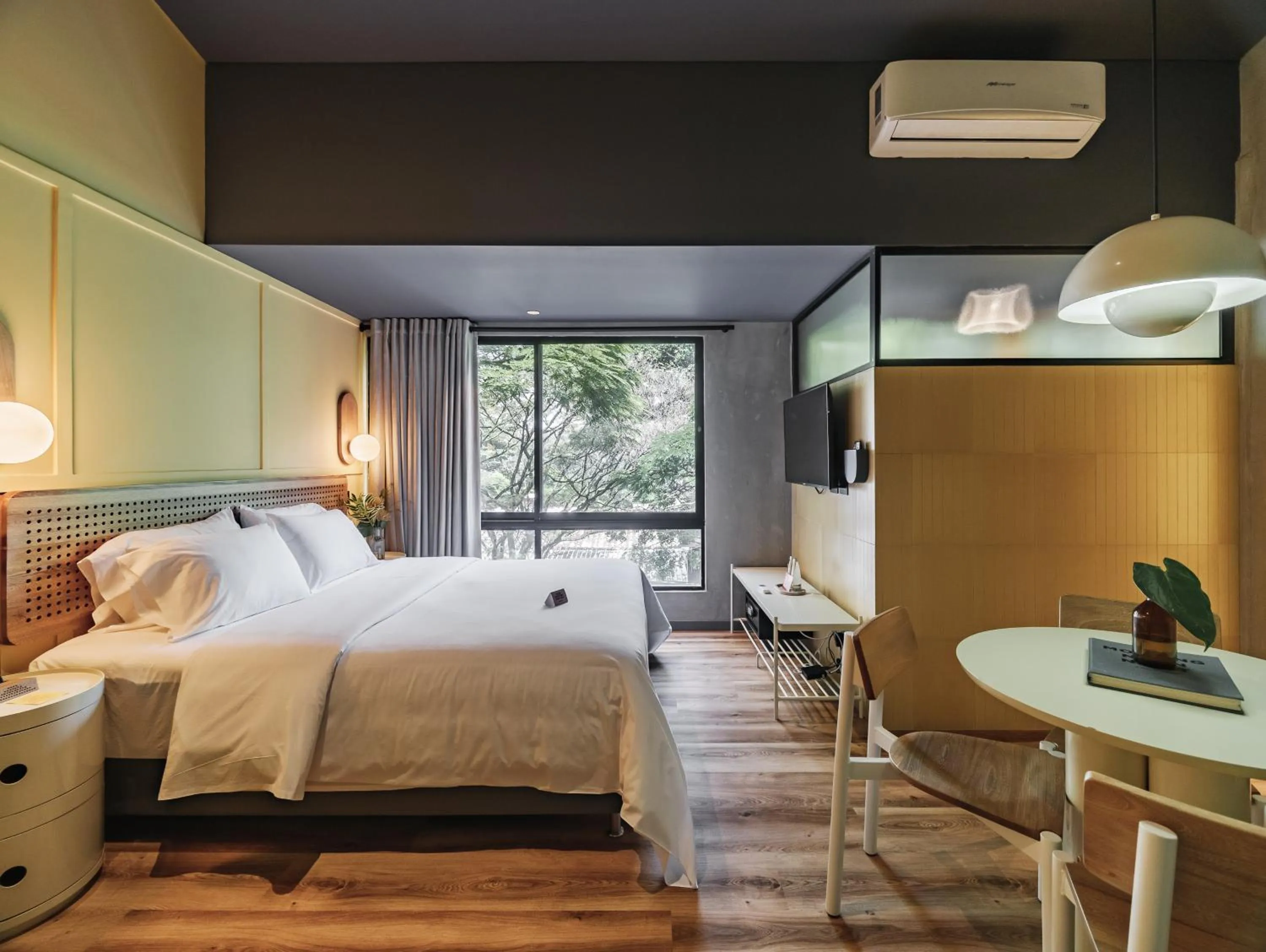 Bed in The Somos Flats Provenza