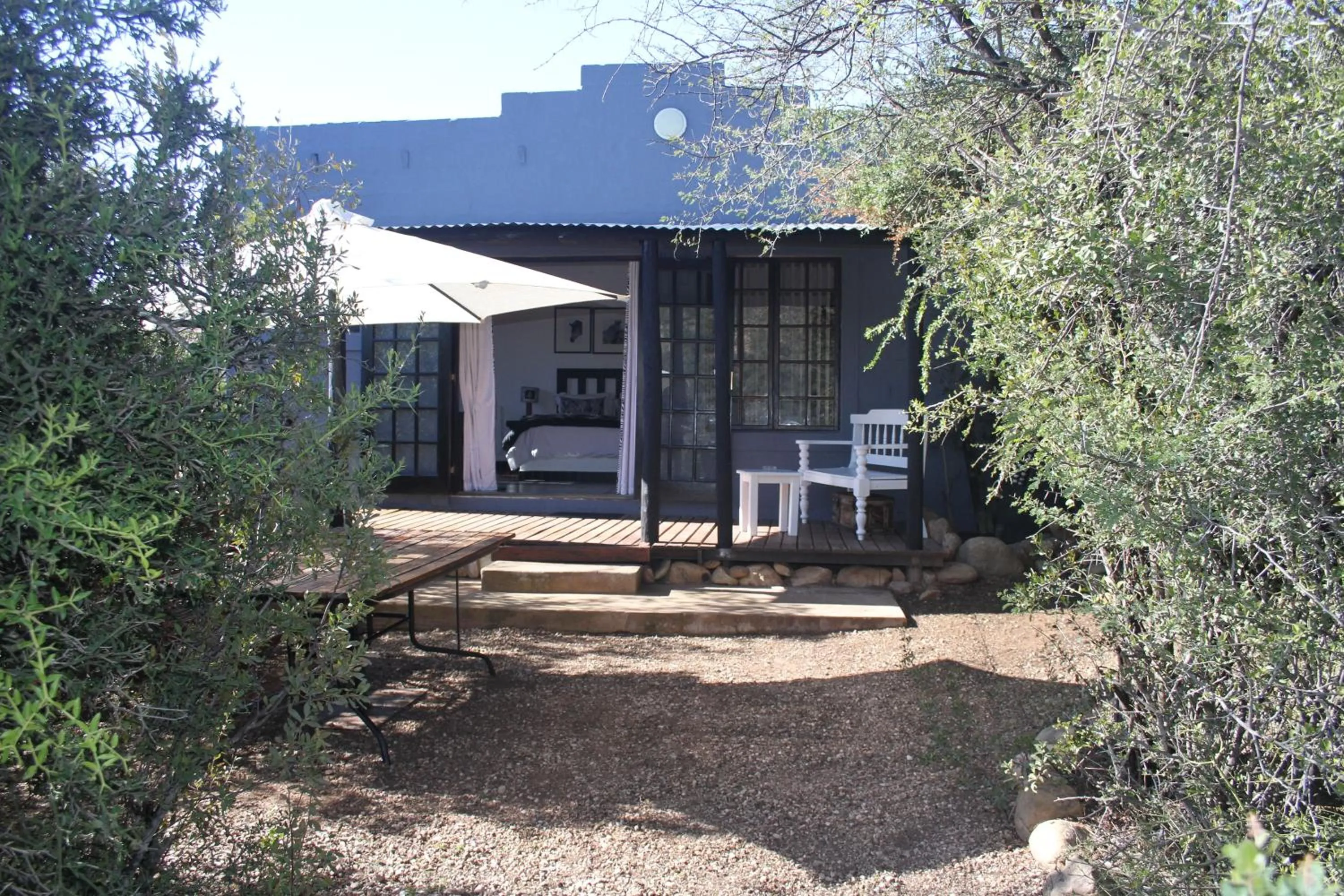 Inner courtyard view in Zwartberg View Mountain Lodge
