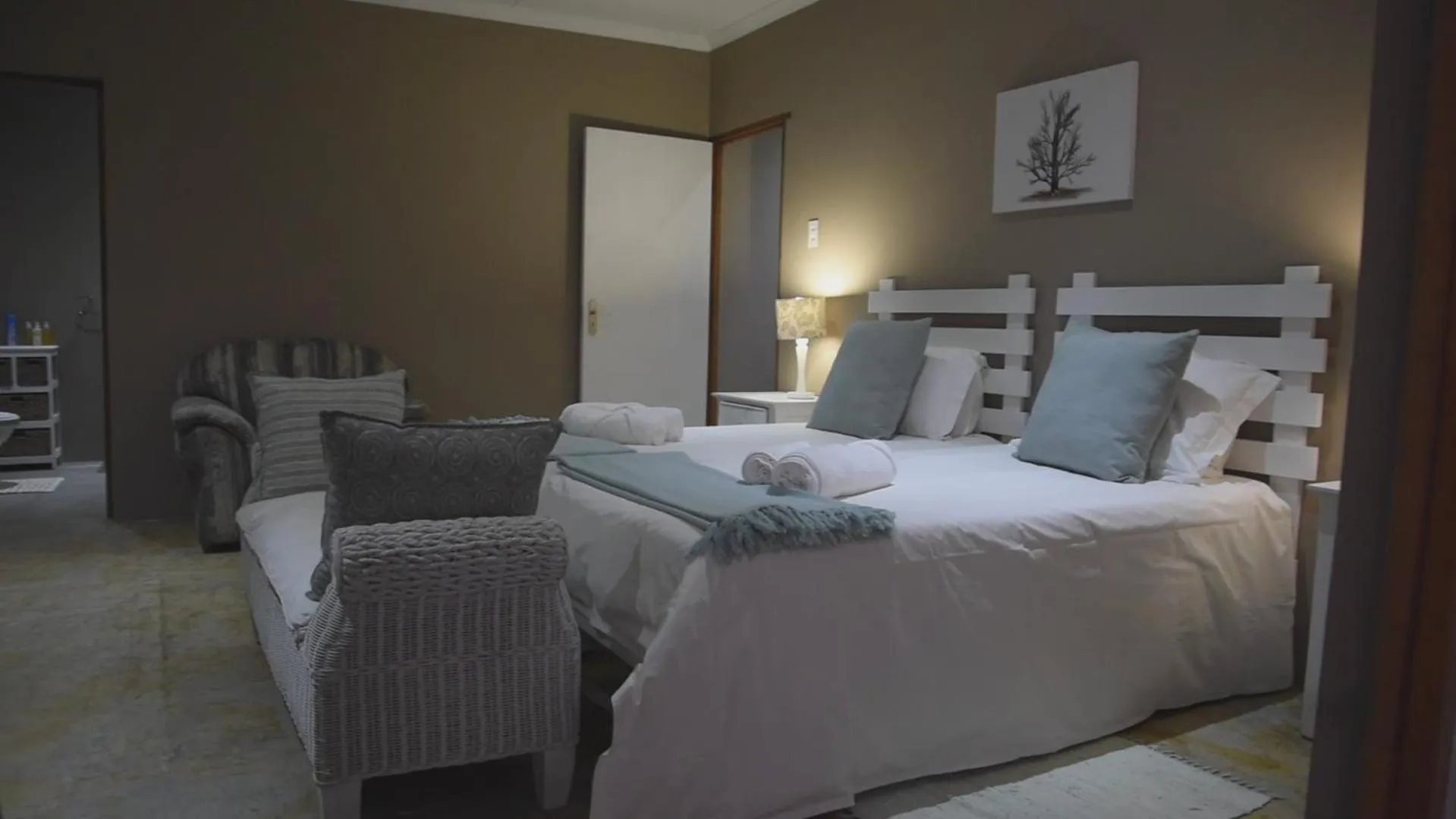 Bedroom, Bed in Zwartberg View Mountain Lodge