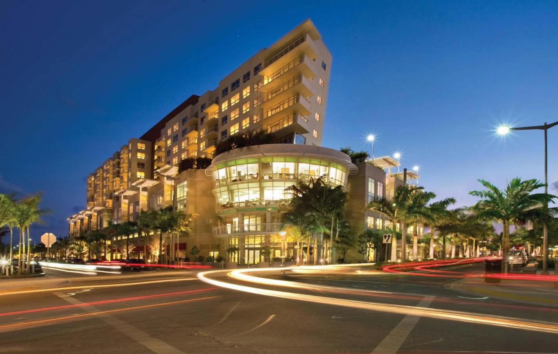 Property building in Spacious 2BD 2BTH at Midblock