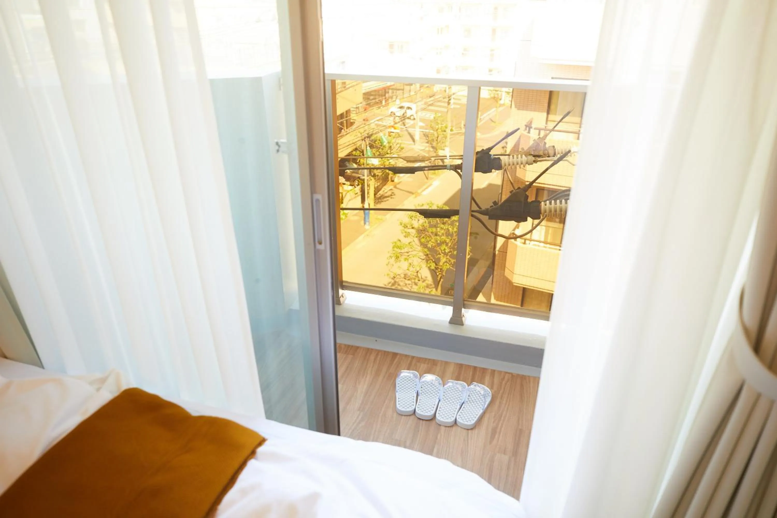 Photo of the whole room, Bed in SG Premium KASAI