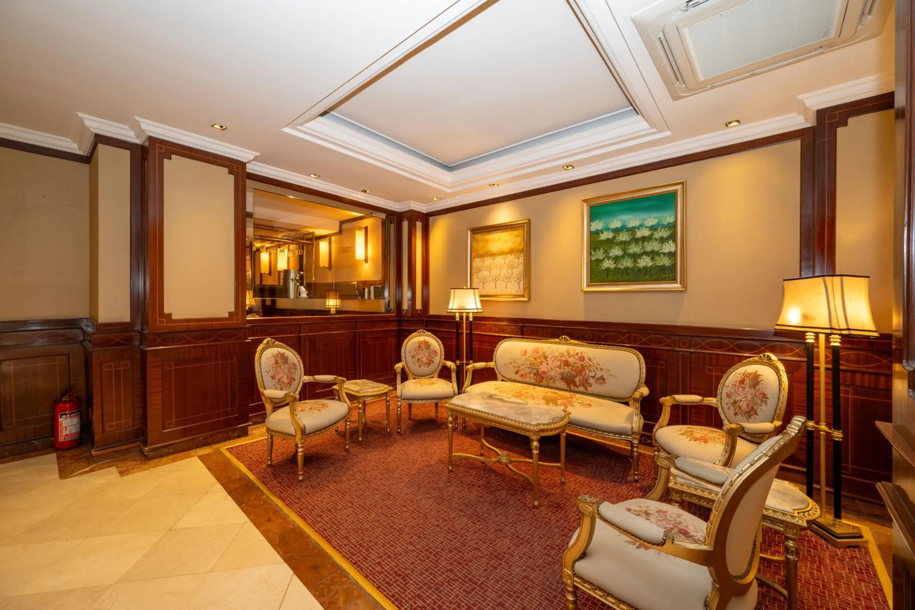 Seating area in Pera Rose Hotel & Spa