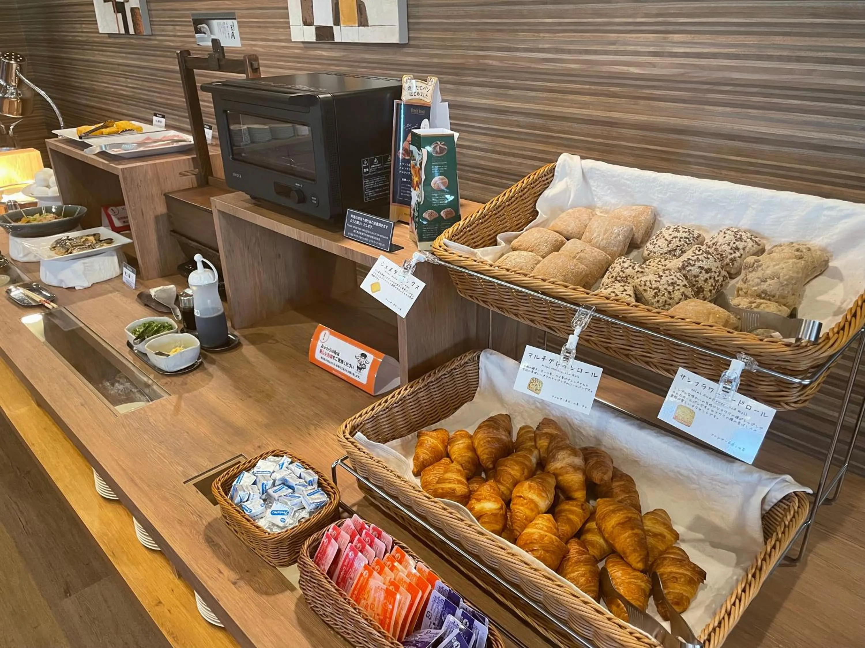 Buffet breakfast in Hotel Route Inn Shikoku Chuo