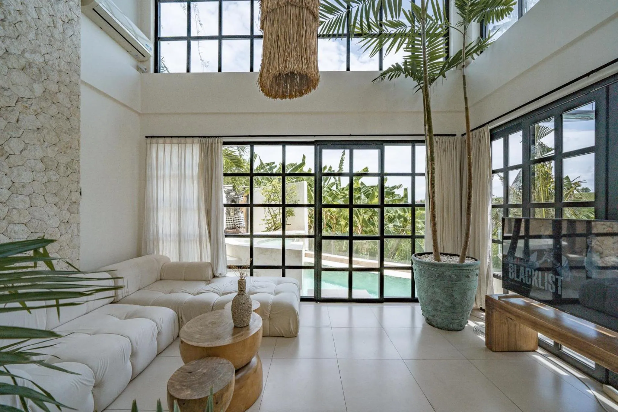 TV and multimedia in Rumah Simba