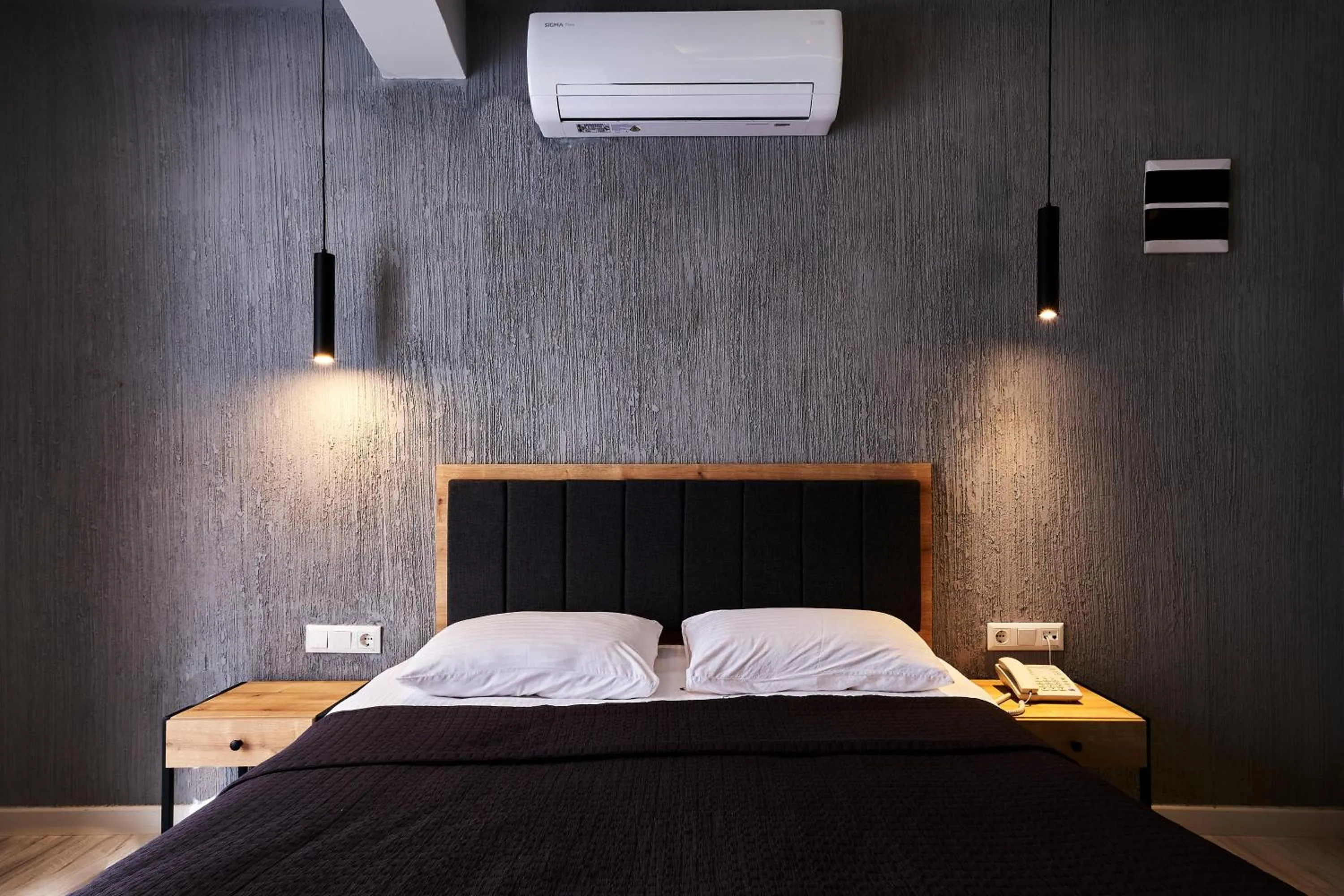 Photo of the whole room, Bed in Aqua Princess Hotel