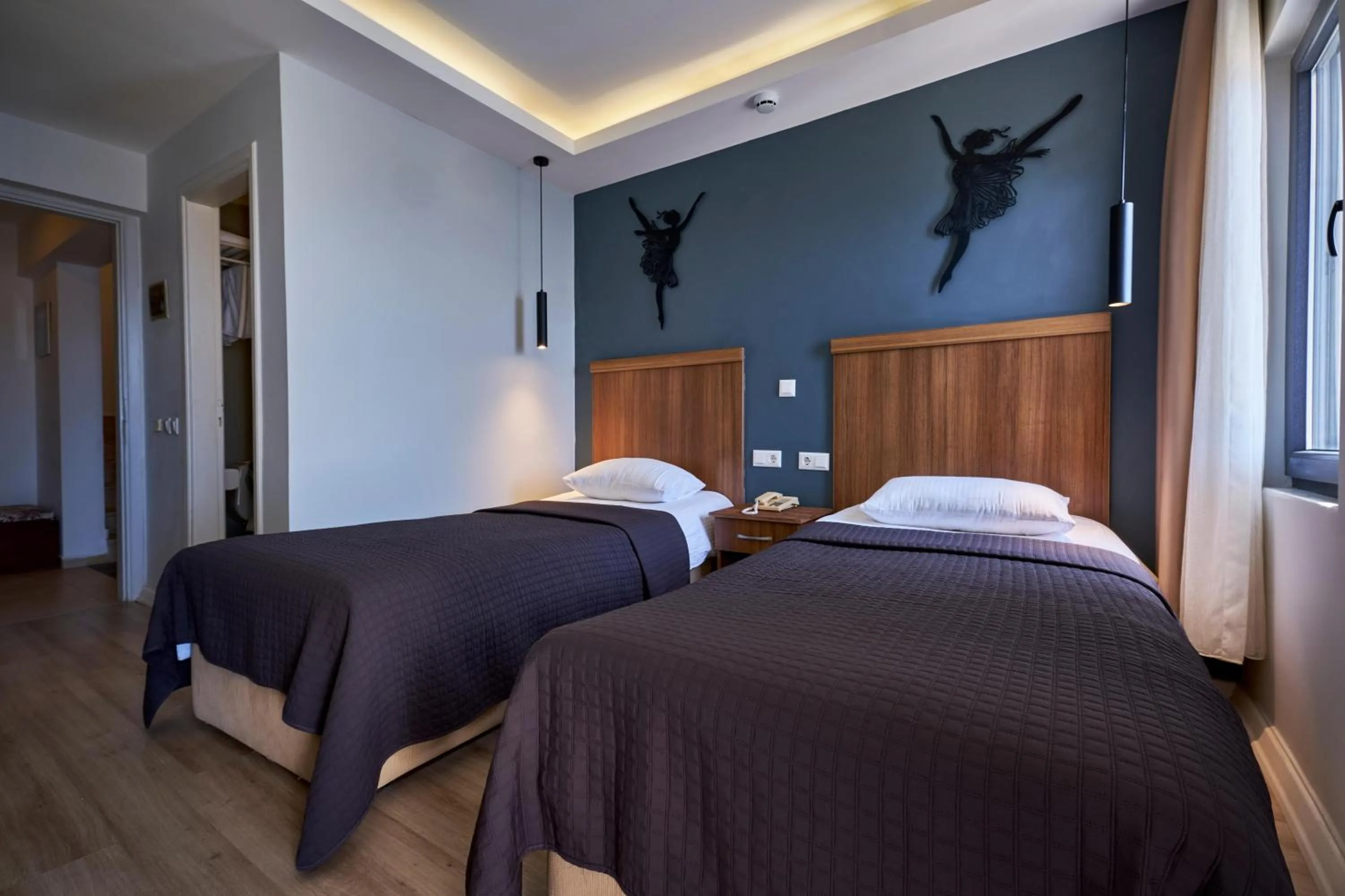 Photo of the whole room, Bed in Aqua Princess Hotel