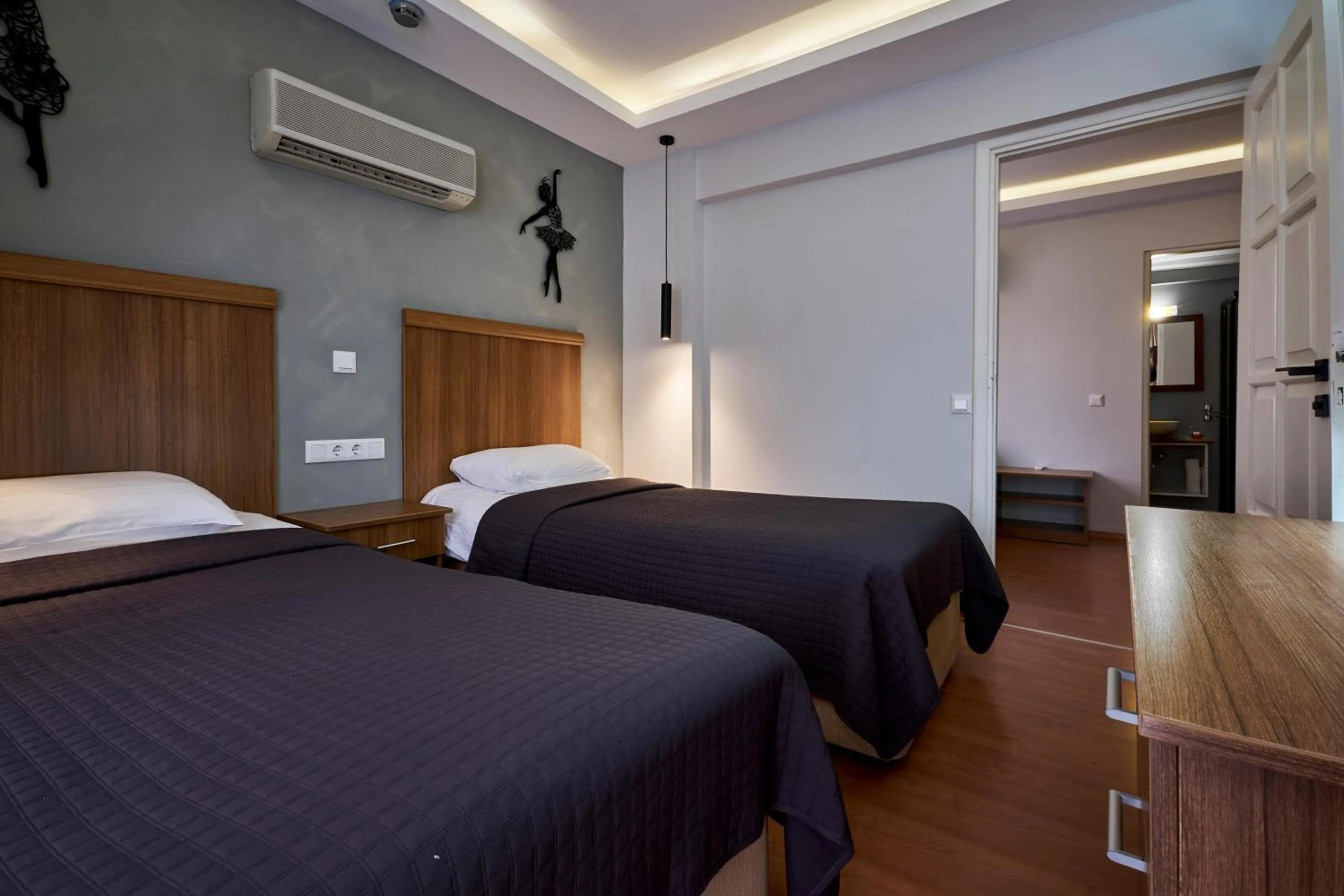 Photo of the whole room, Bed in Aqua Princess Hotel