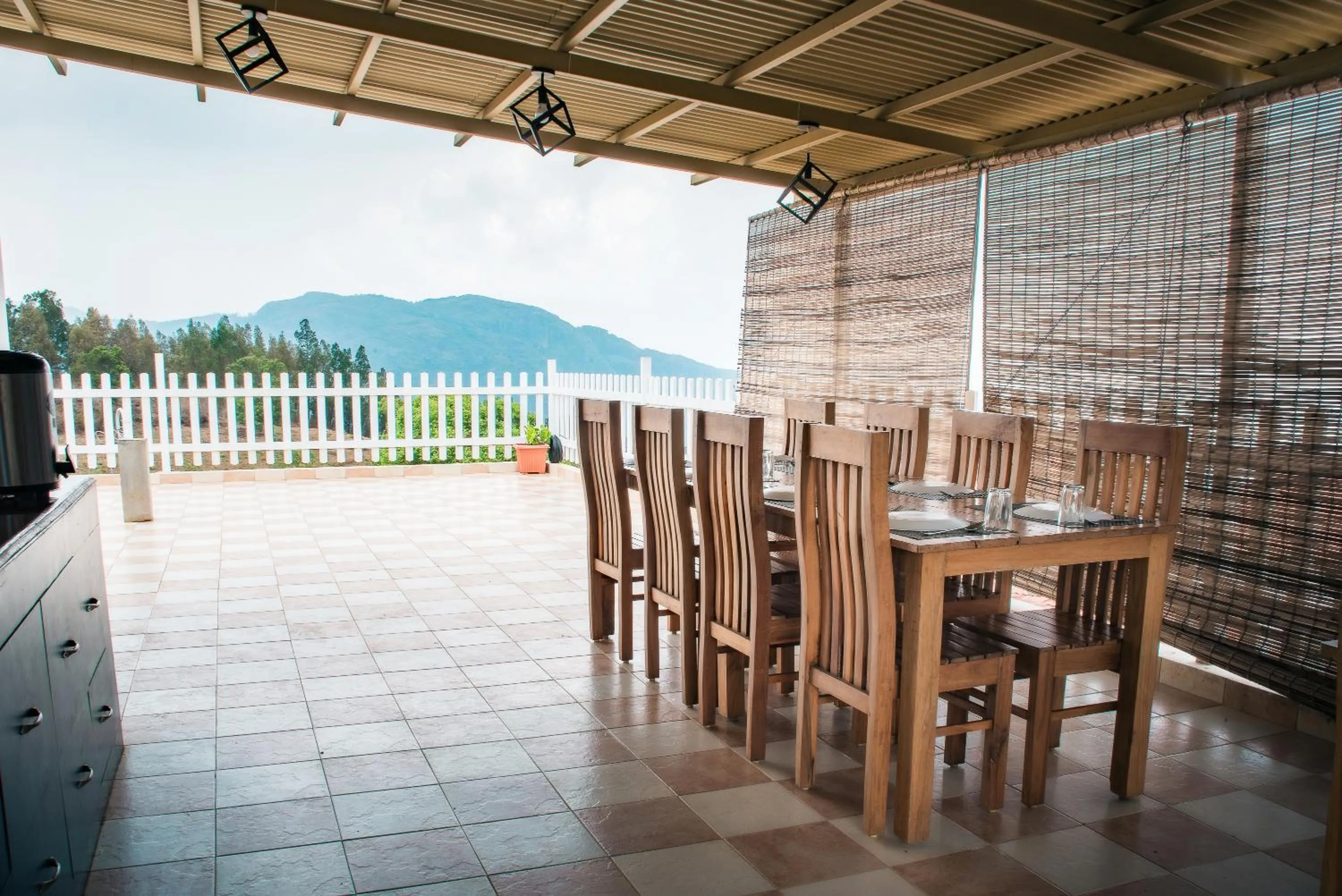 Restaurant/places to eat in Tranqville Resorts