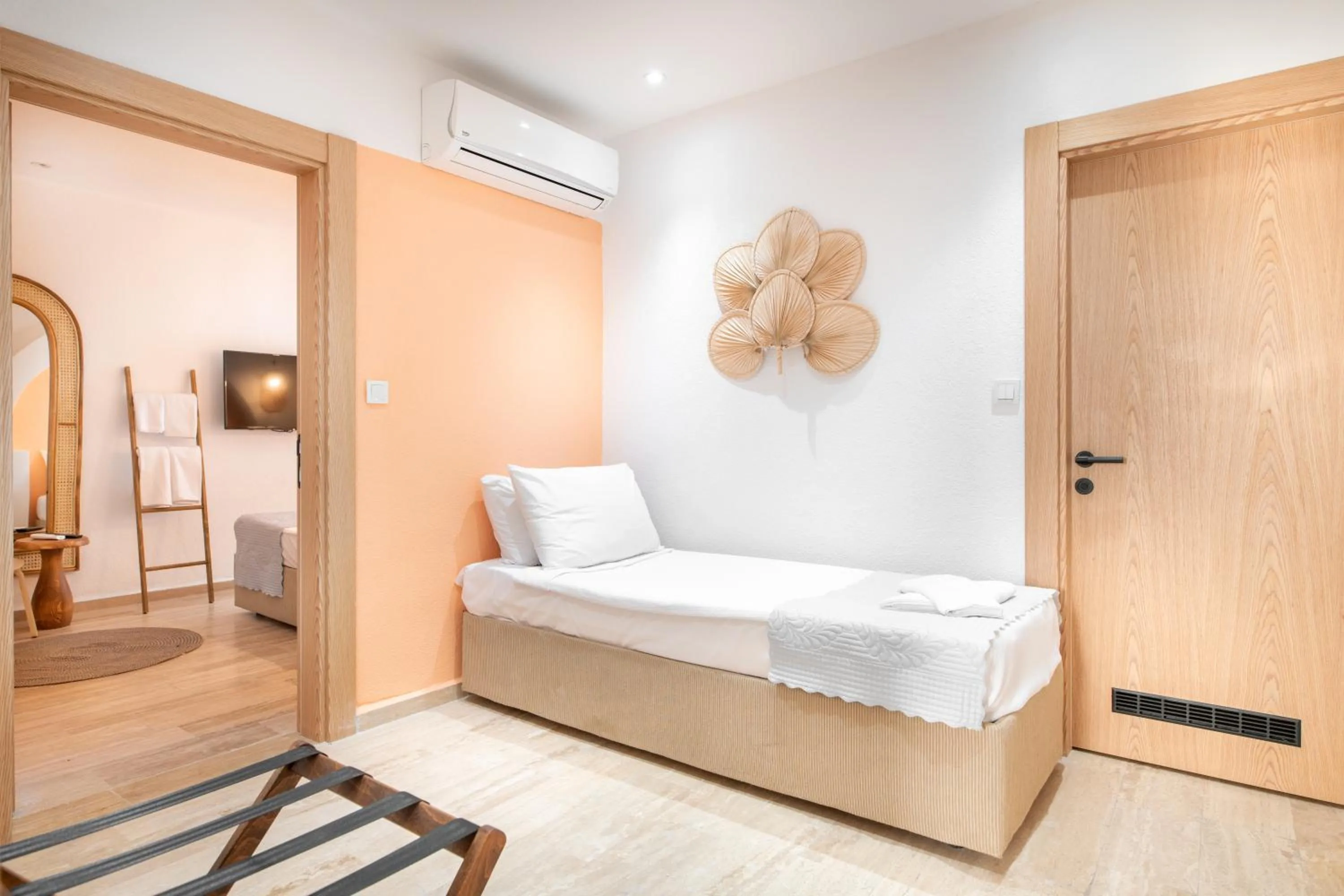 Photo of the whole room, Bed in MARE MARIN BOUTIQUE HOTEL