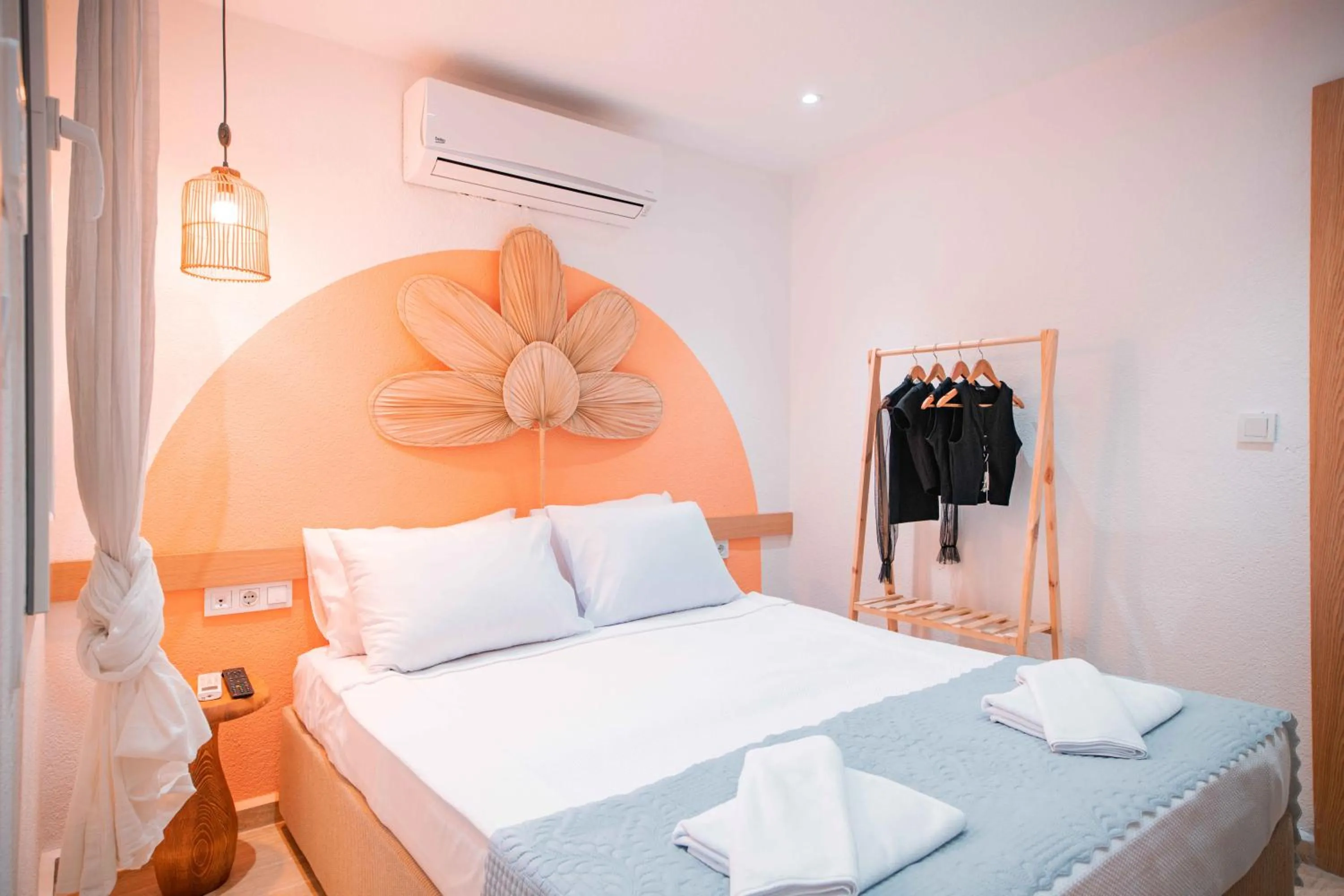 Bed in MARE MARIN BOUTIQUE HOTEL