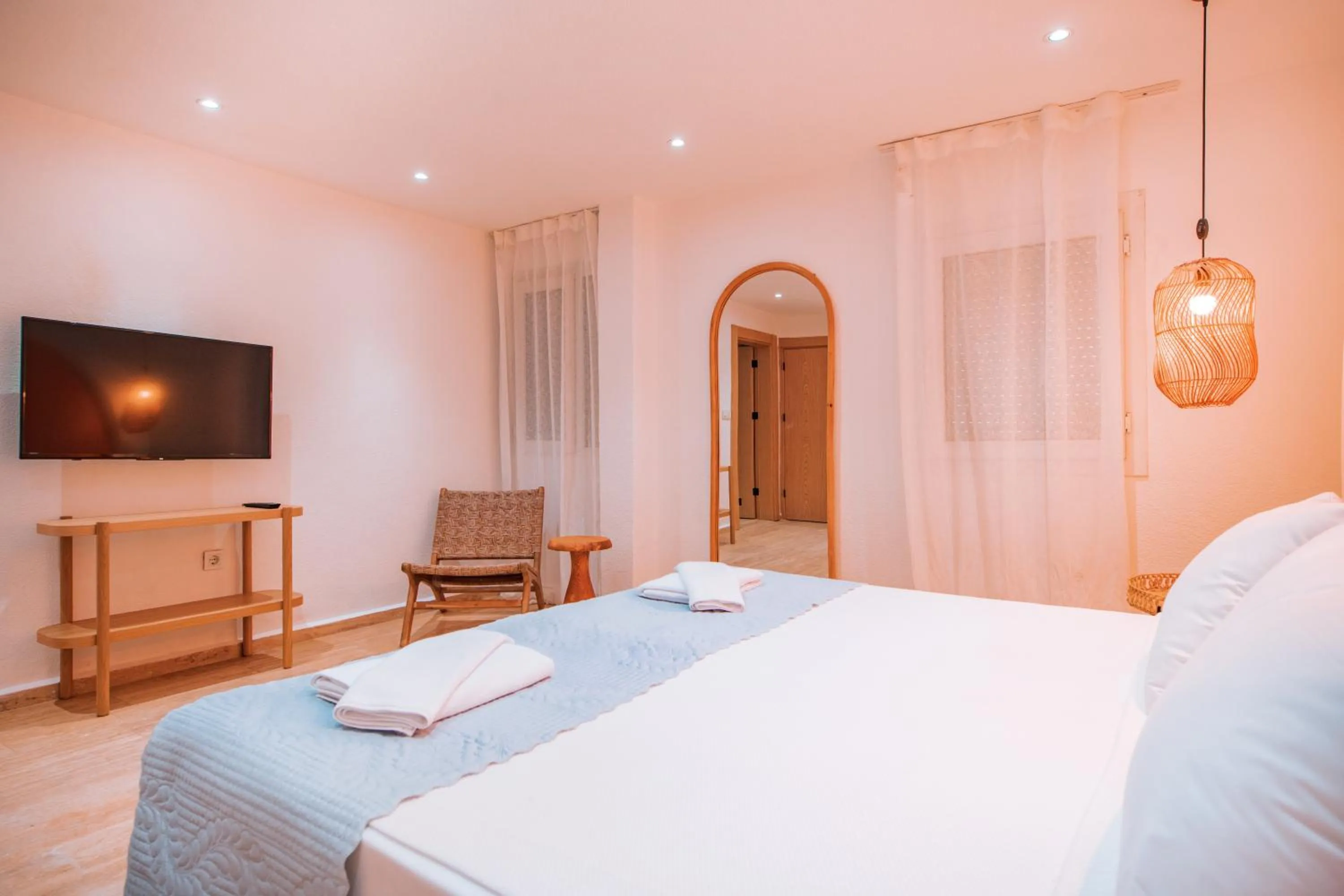 Bedroom, Bed in MARE MARIN BOUTIQUE HOTEL