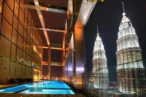 Tropicana The Residences KLCC By Luxury Suites
