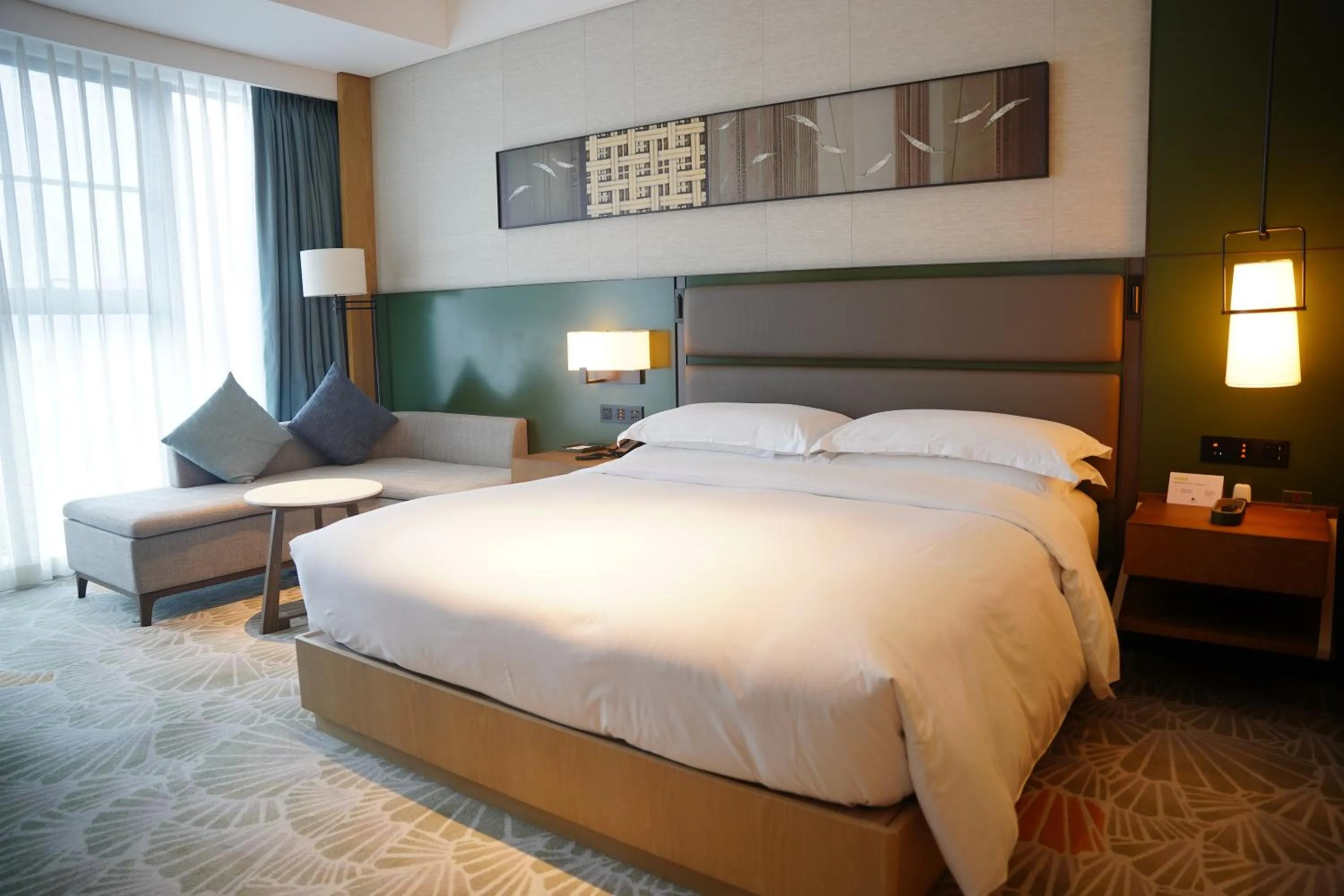 View (from property/room), Bed in DoubleTree By Hilton Ya'An