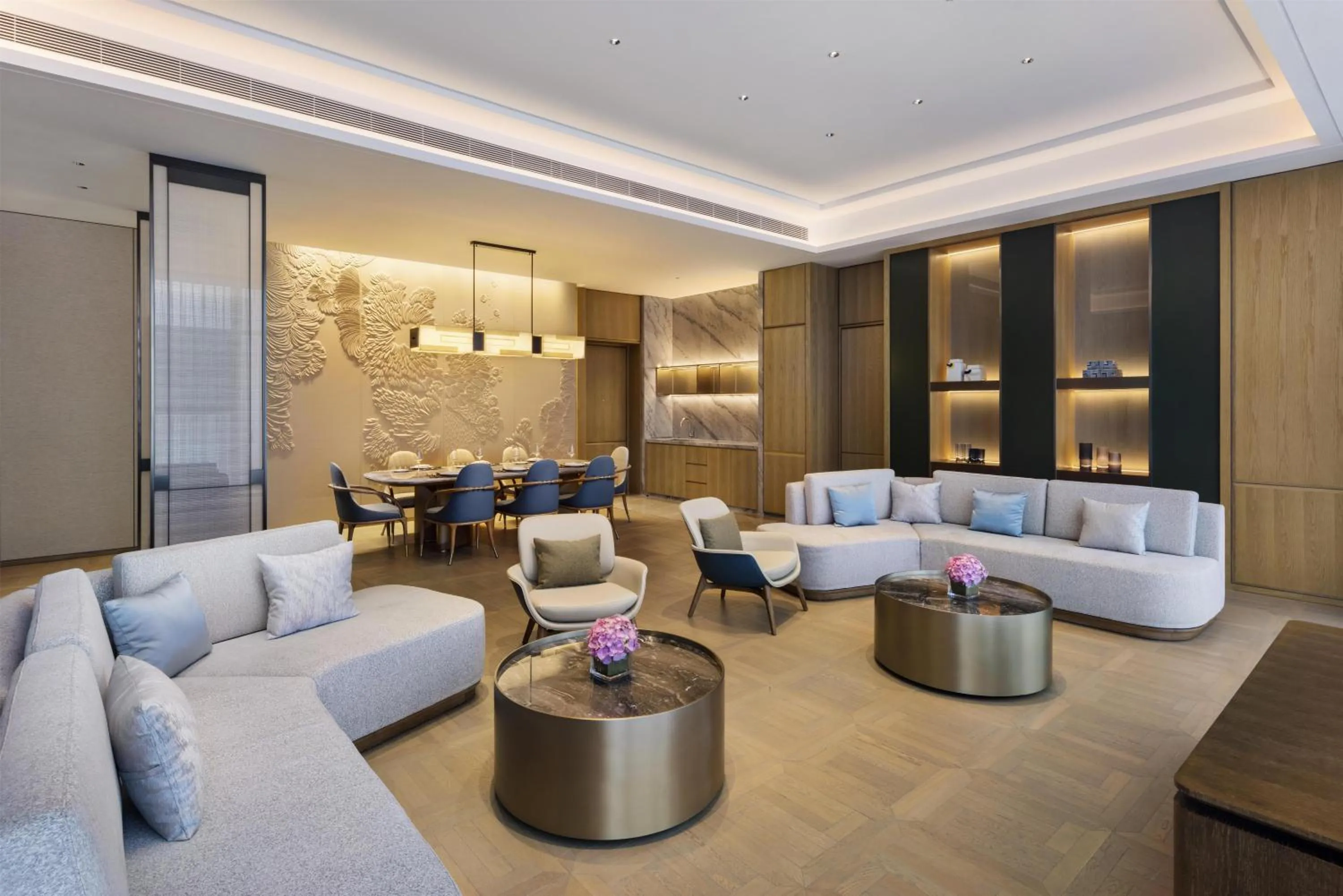 Living room in DoubleTree By Hilton Ya'An