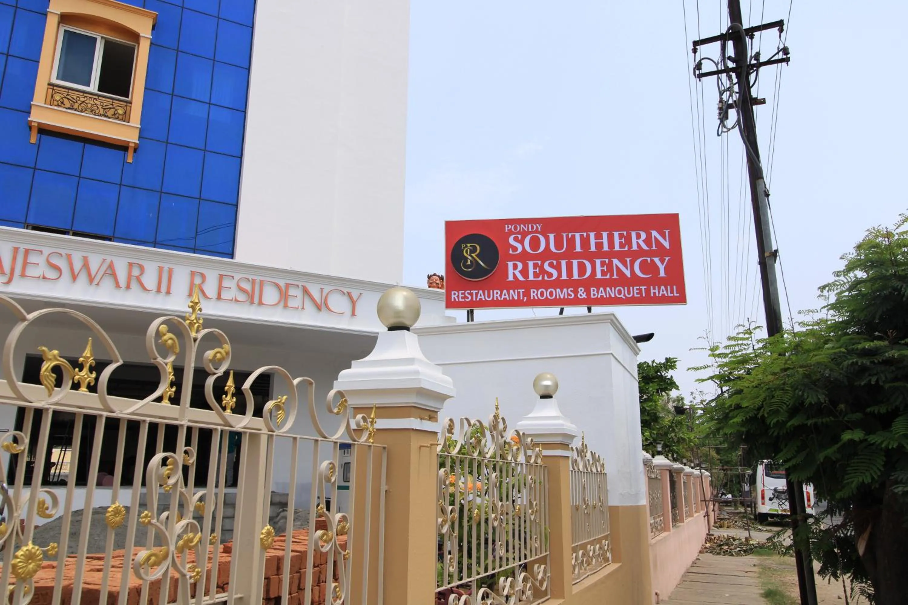 Facade/entrance in Pondy Southern Residency