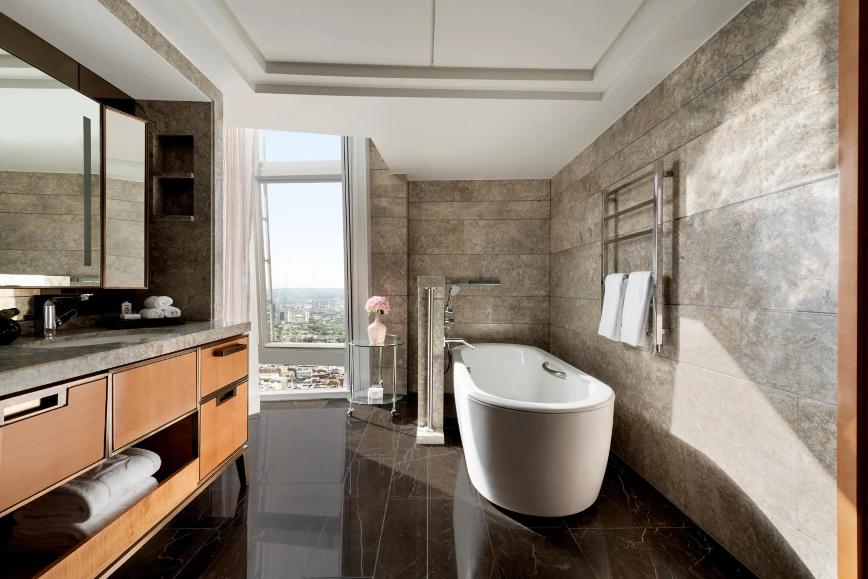 Bathroom in Shangri-La The Shard, London