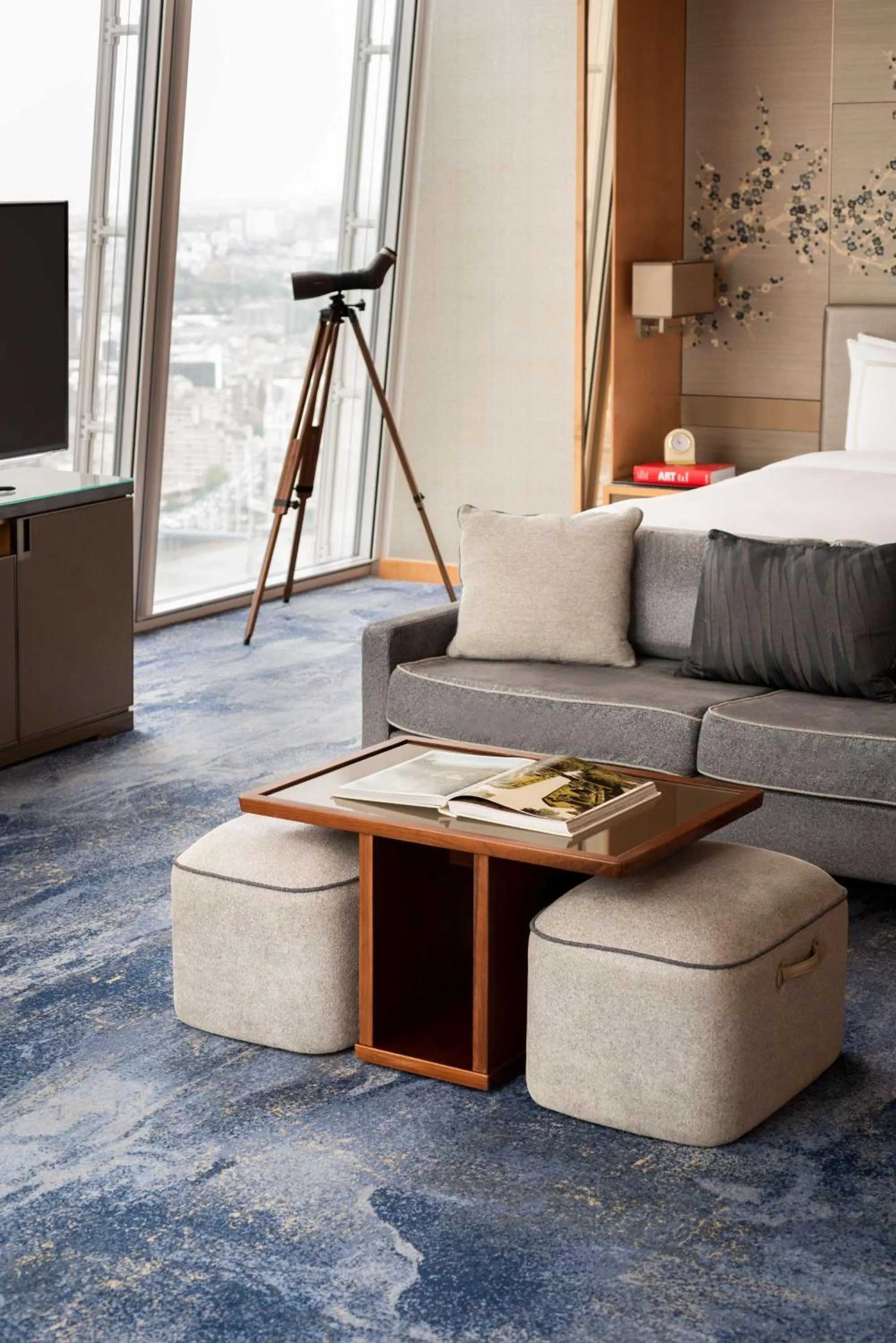 Photo of the whole room in Shangri-La The Shard, London