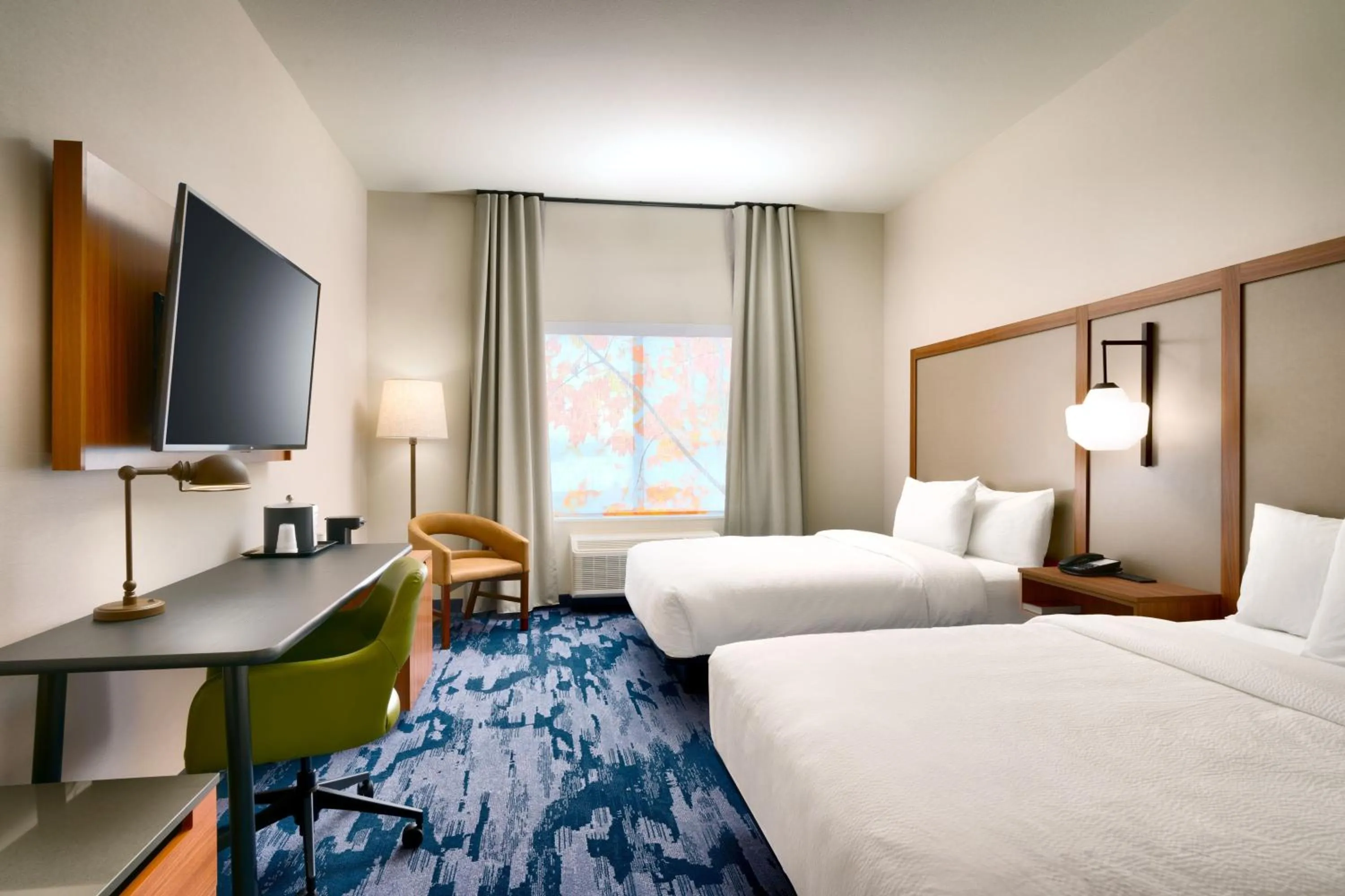Photo of the whole room, Bed in Fairfield by Marriott Inn & Suites Laurel