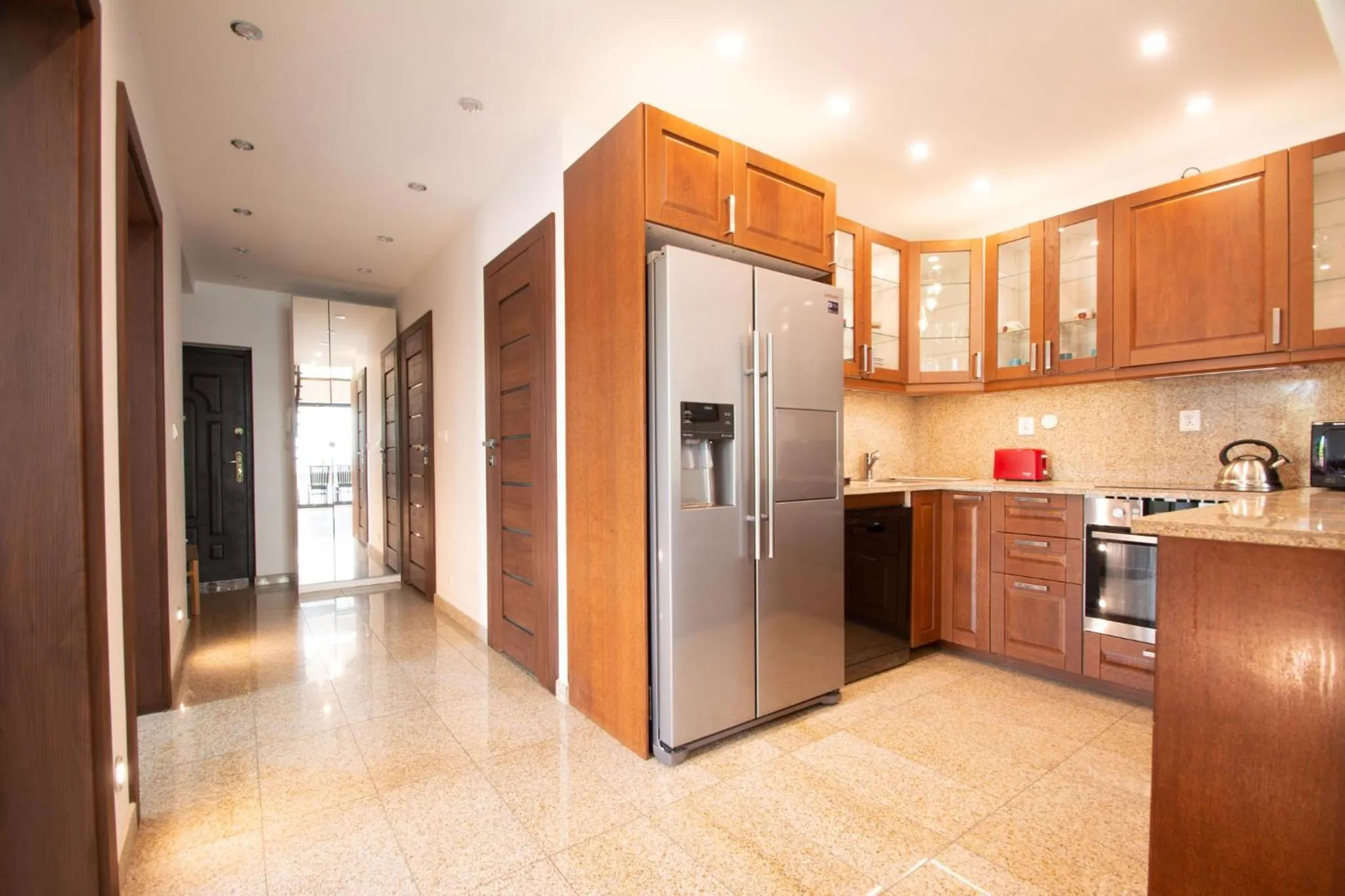 Kitchen or kitchenette in Rezydencja Wind Rose - luxury ApartHotel Gdansk