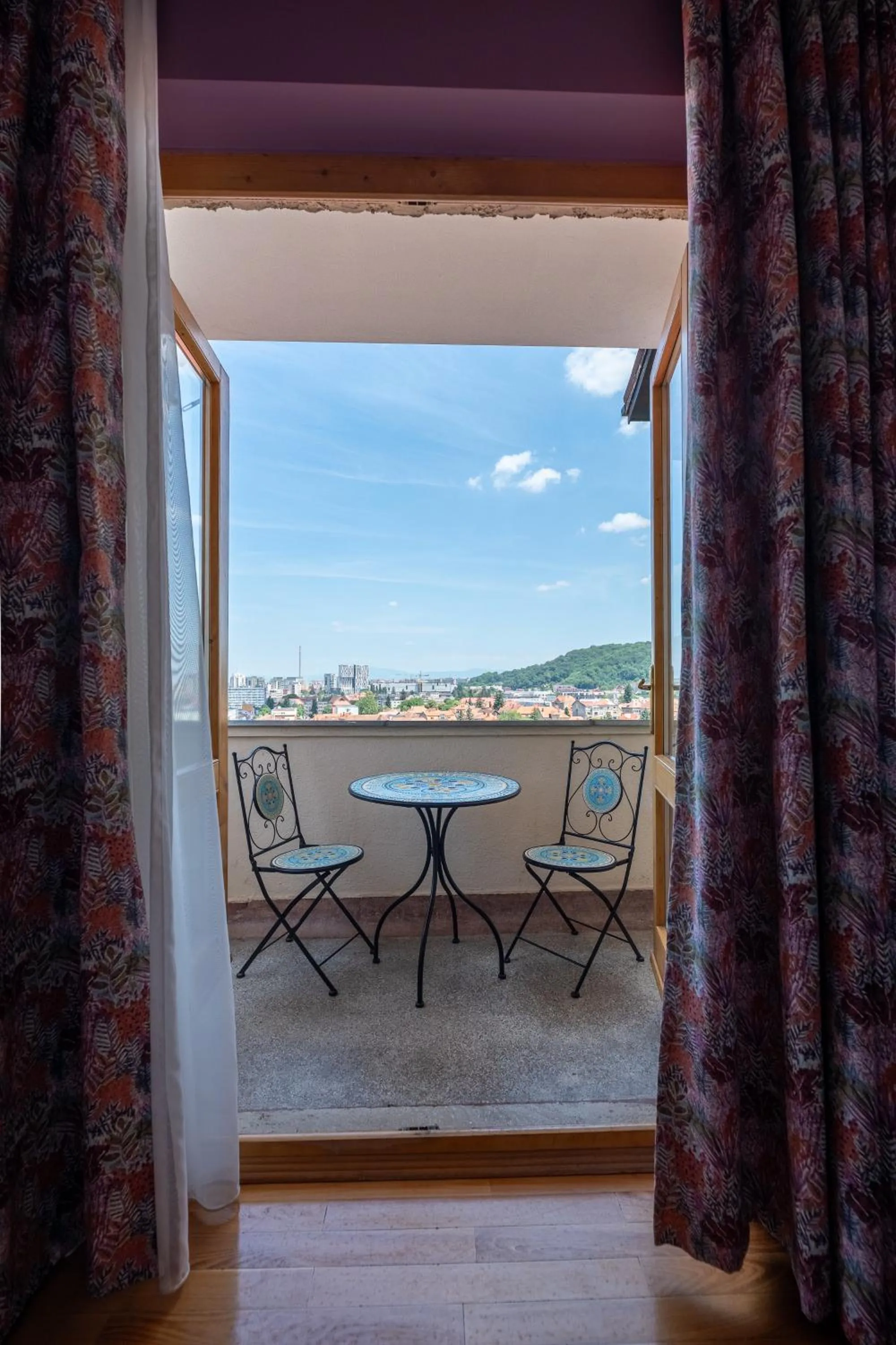 Day in Pensiunea Casa Cranta