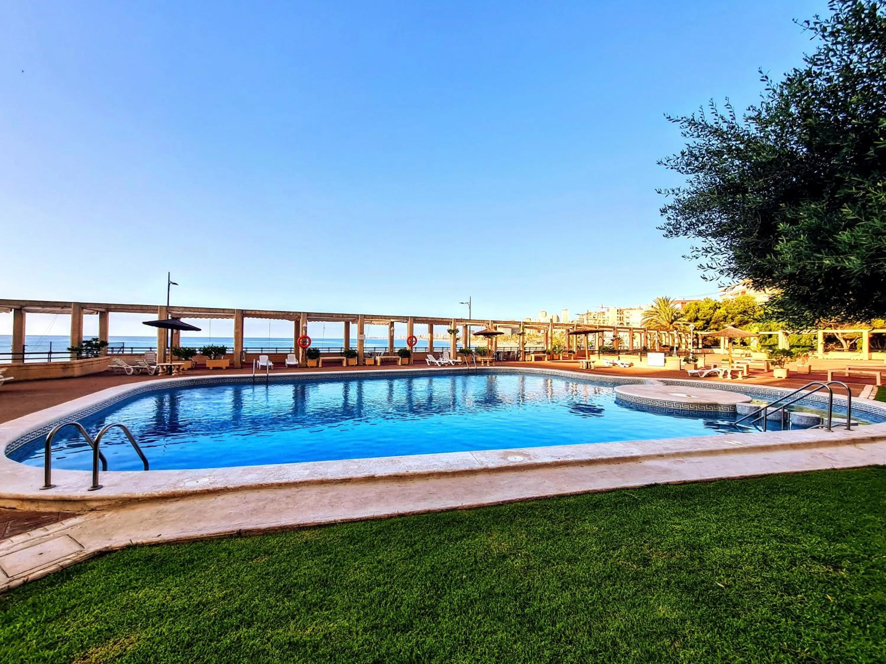 Pool view in Apartamento del Mar - Playa Muchavista
