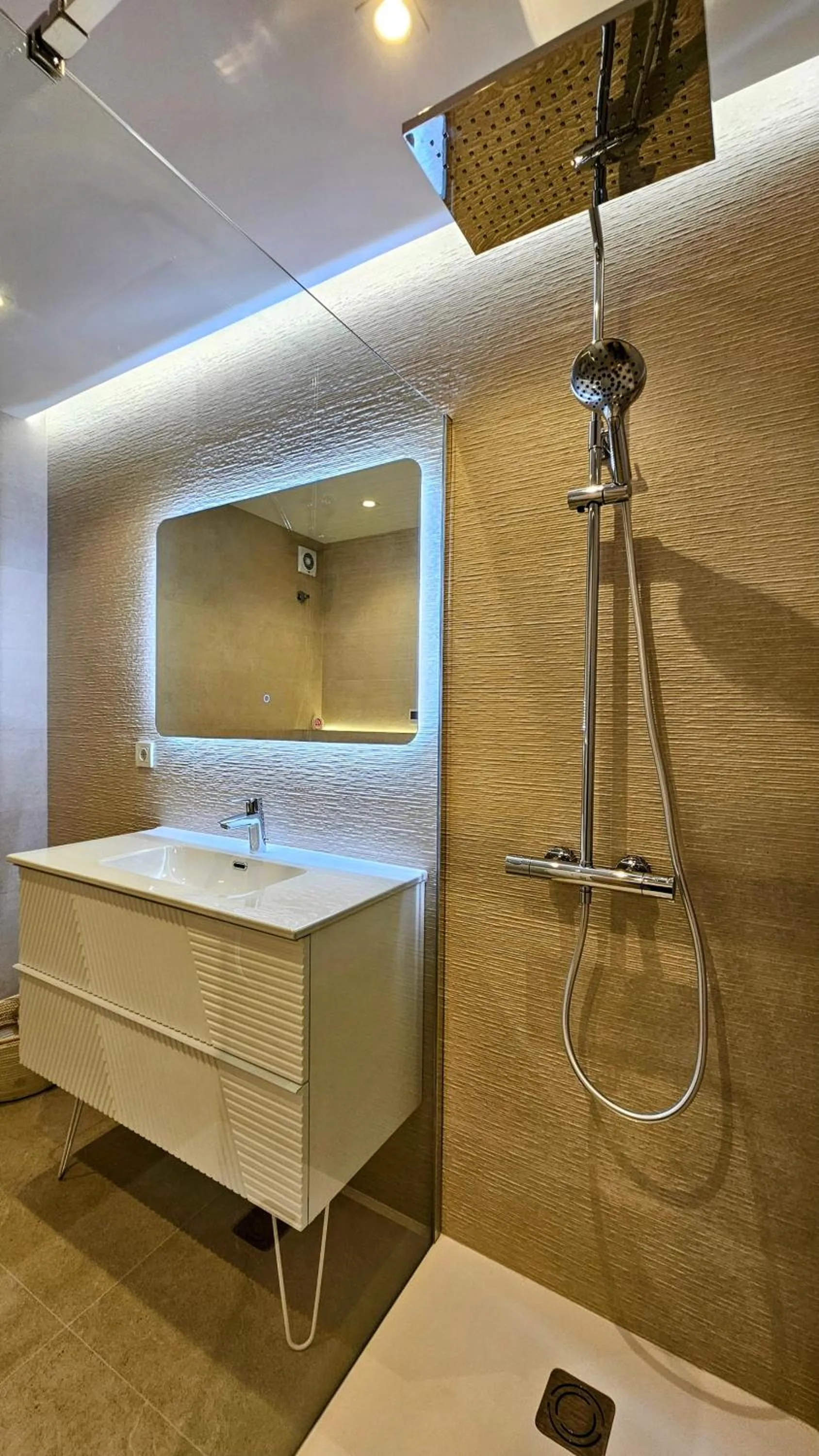 Shower in Apartamento del Mar - Playa Muchavista