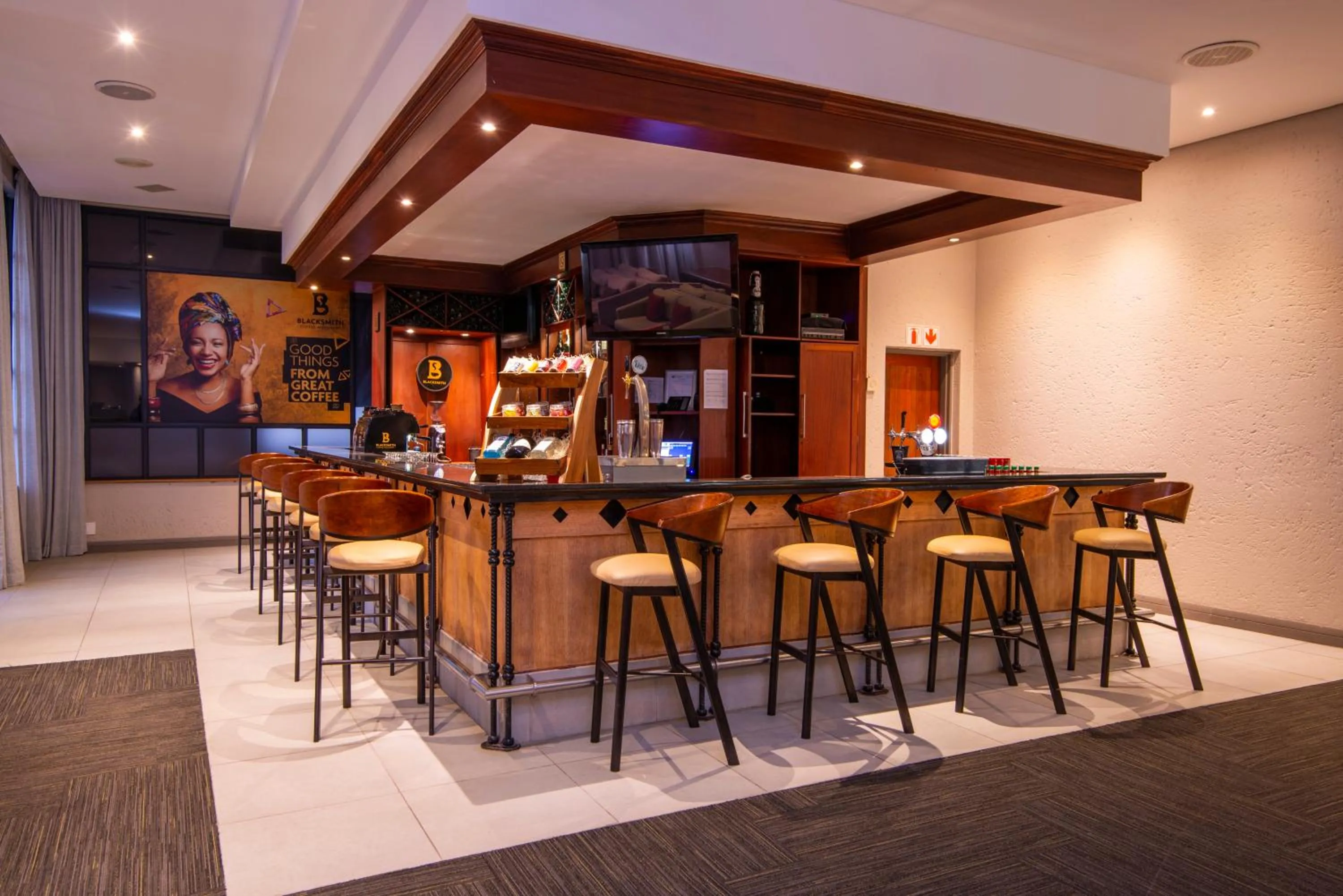 Lounge or bar in aha Kopanong Hotel & Conference Centre