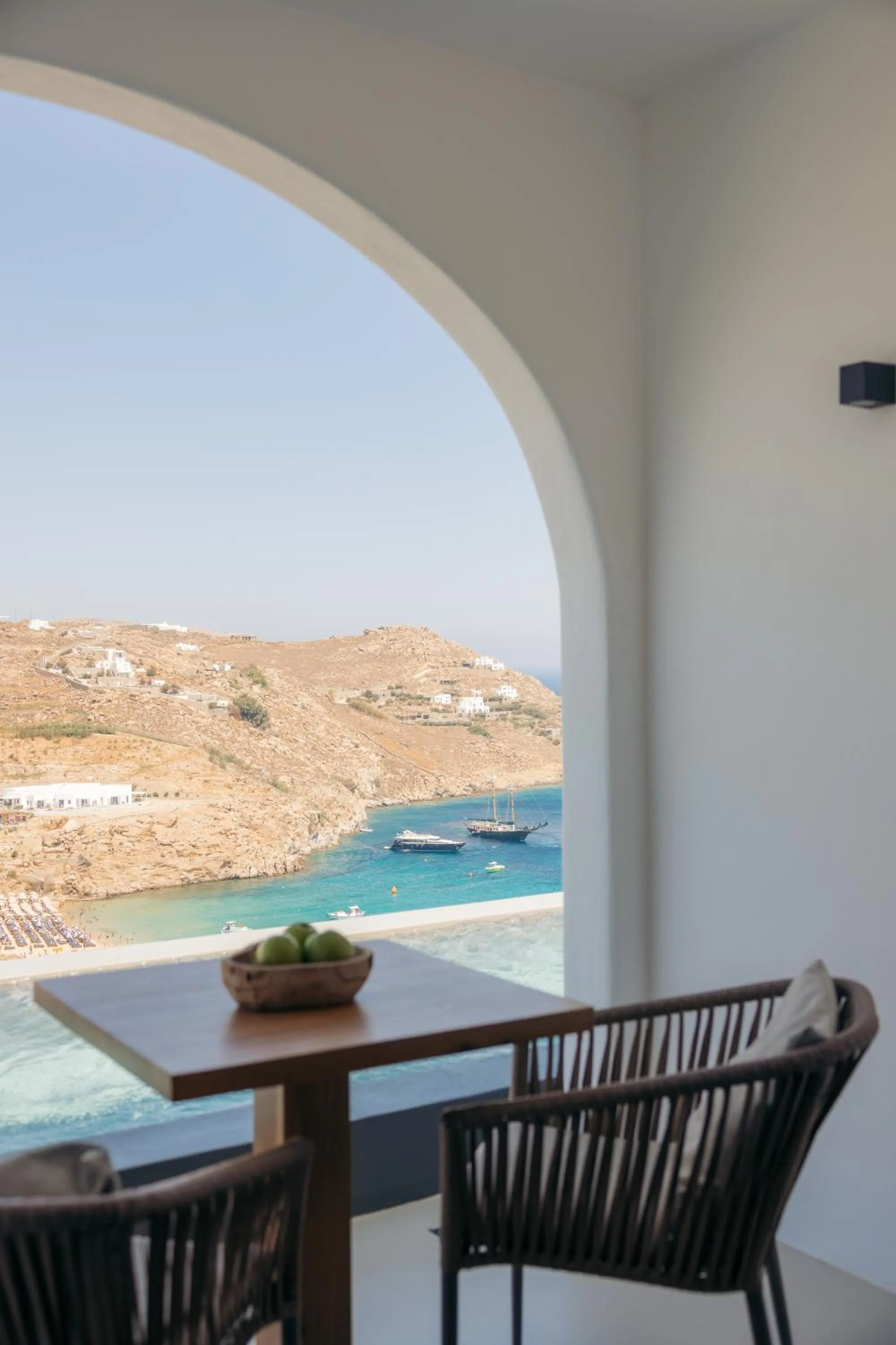 Swimming pool in Nimbus Lumen