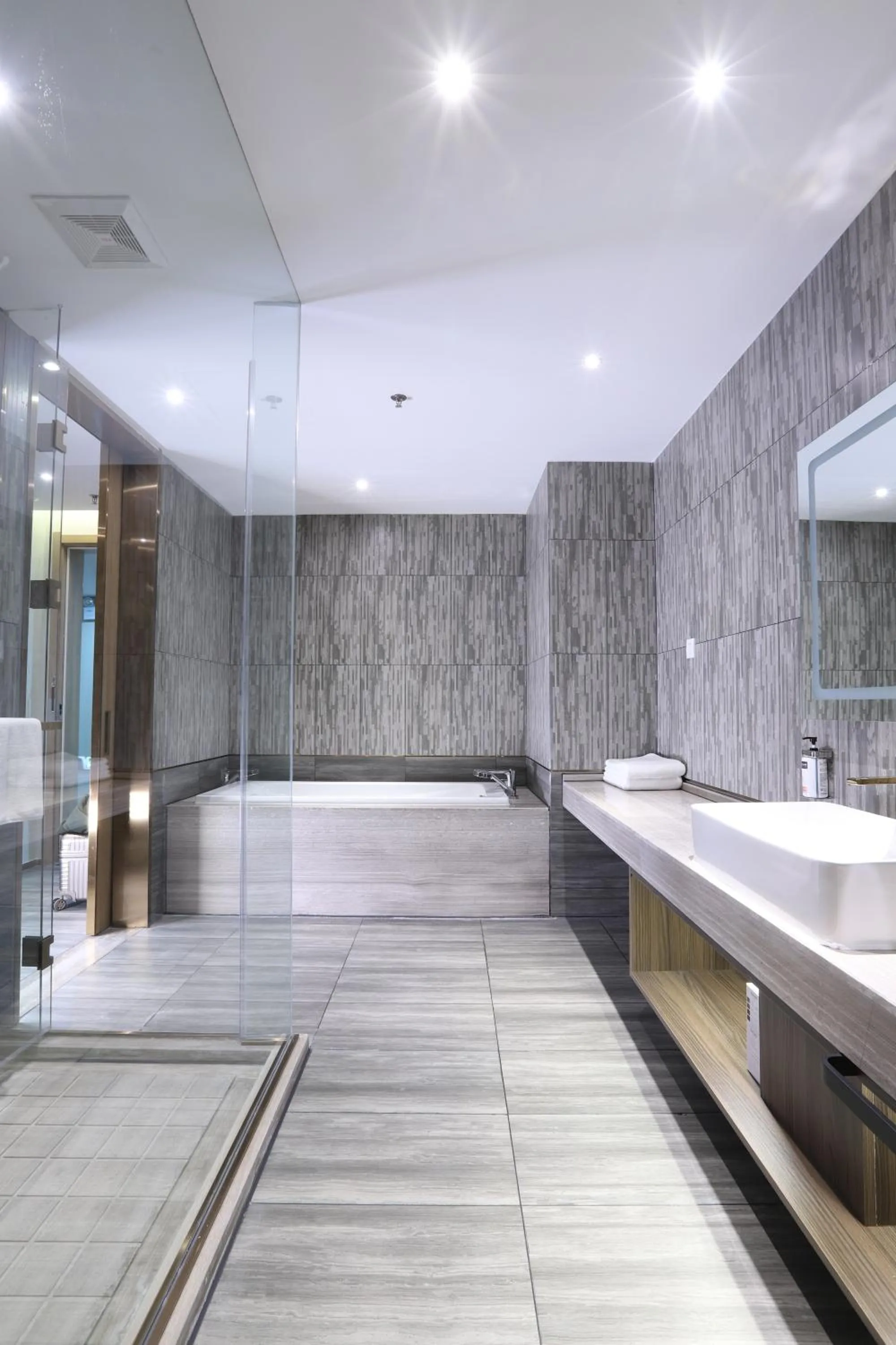 Holiday Inn Express Hengshui Railway Station by IHG