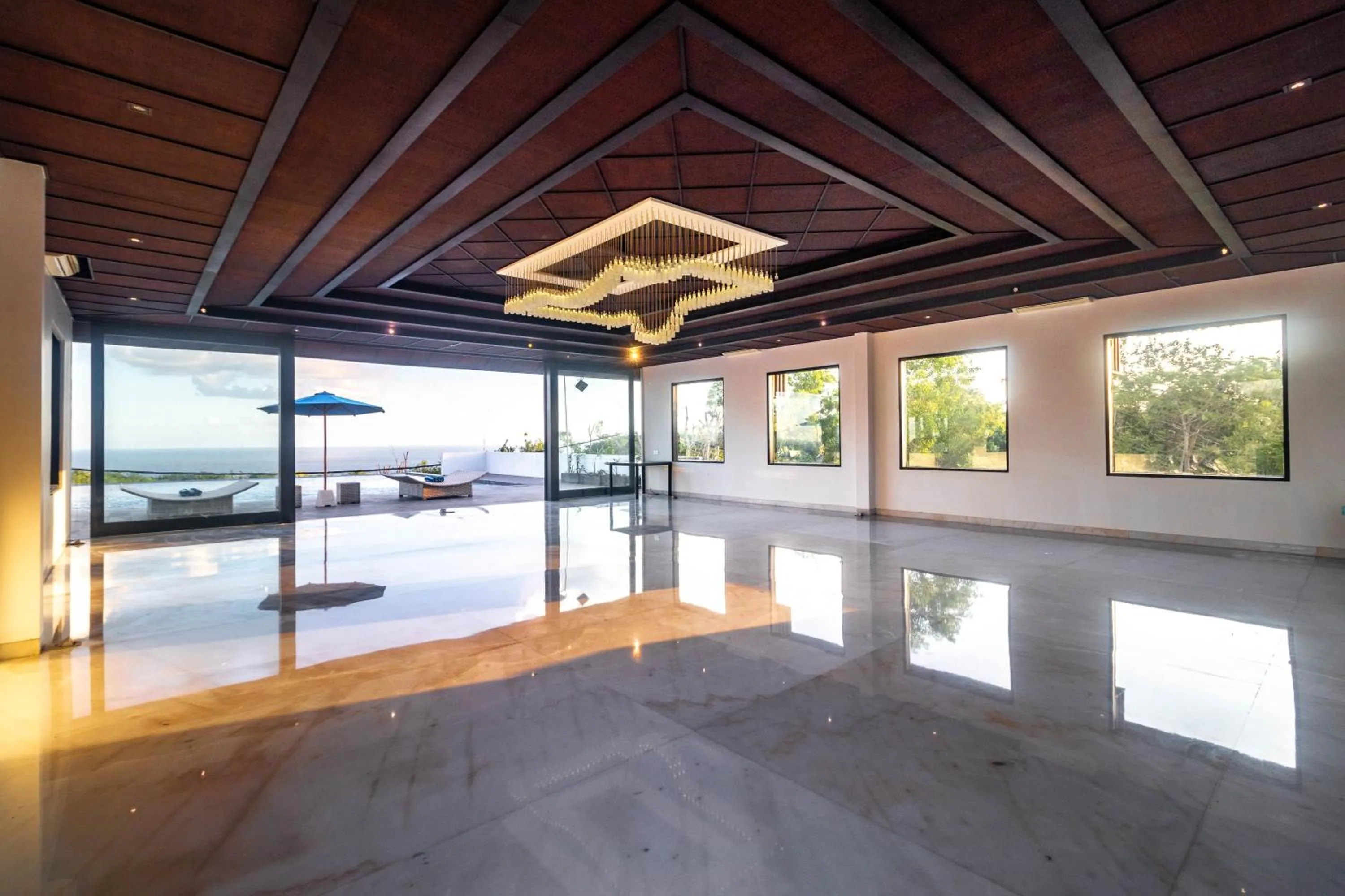 Meeting/conference room in Surya Melasti Beach Villa