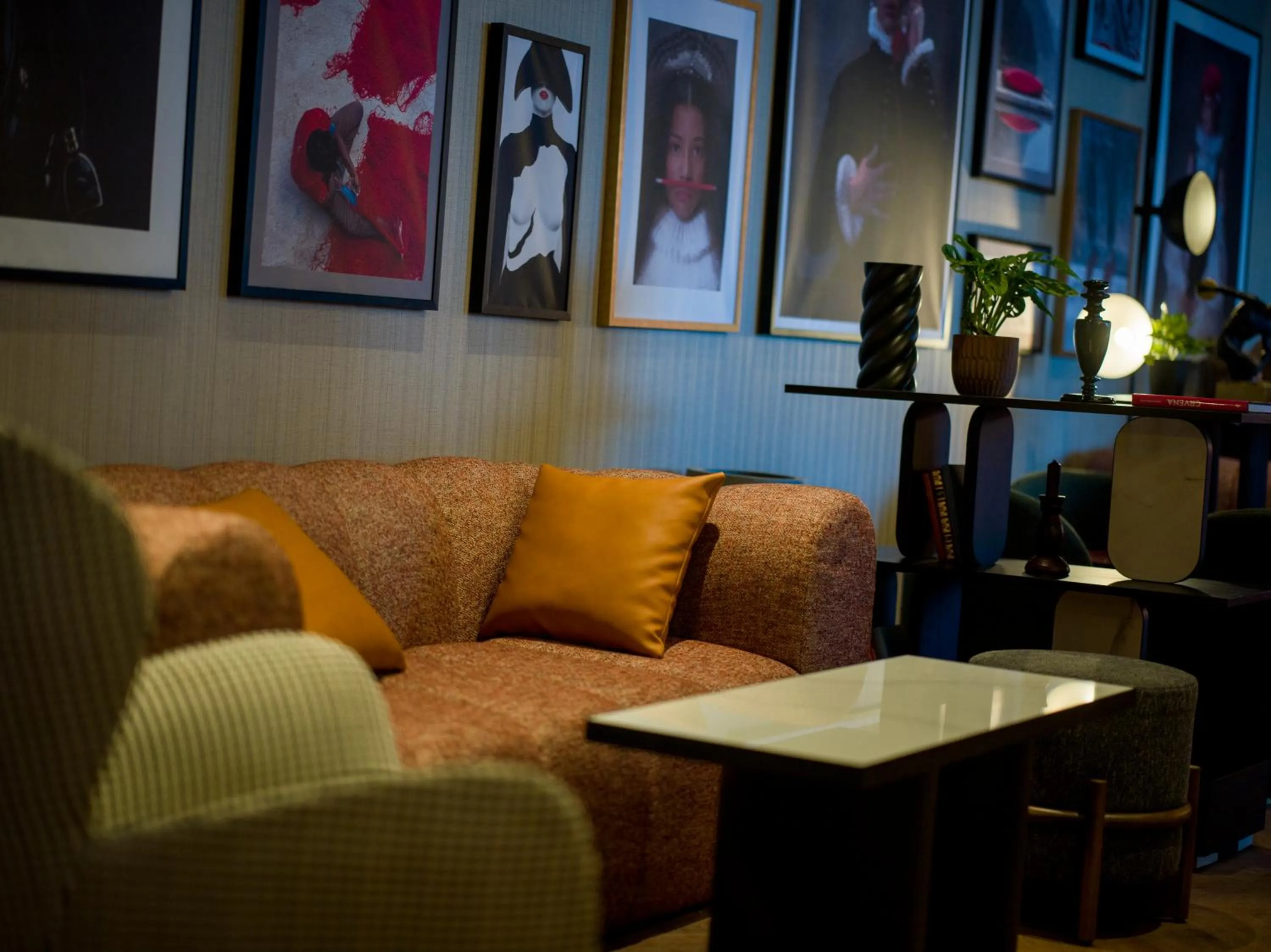 Lounge or bar in Radisson RED Belgrade