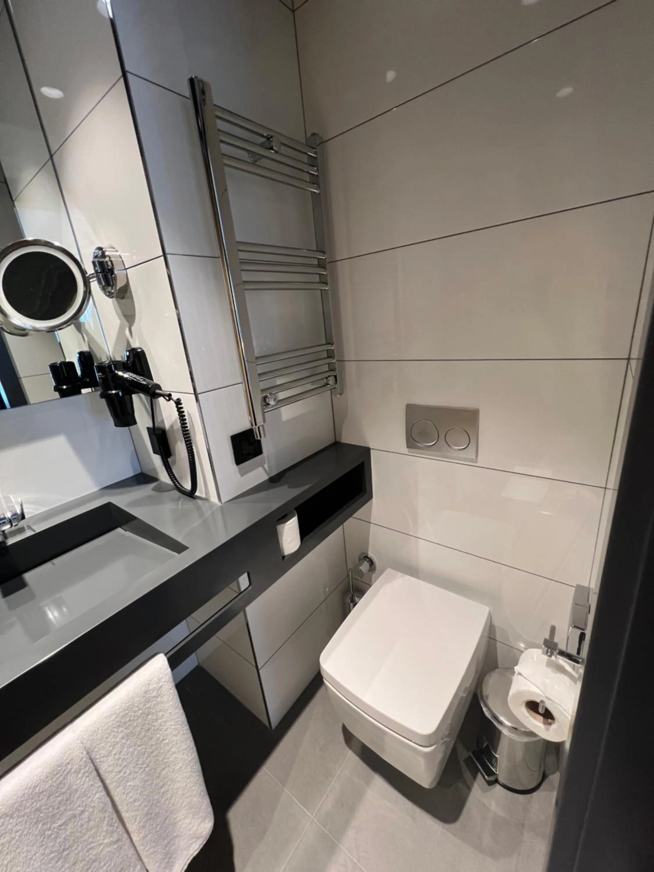 Shower in Trip Park Hotel