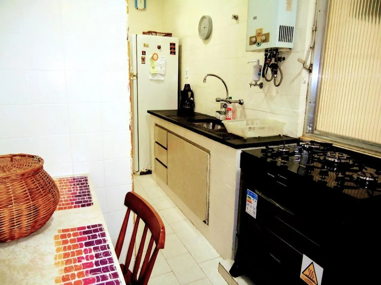 Dining area in Copacabana 3 quartos ar cond a 2 qds da praia