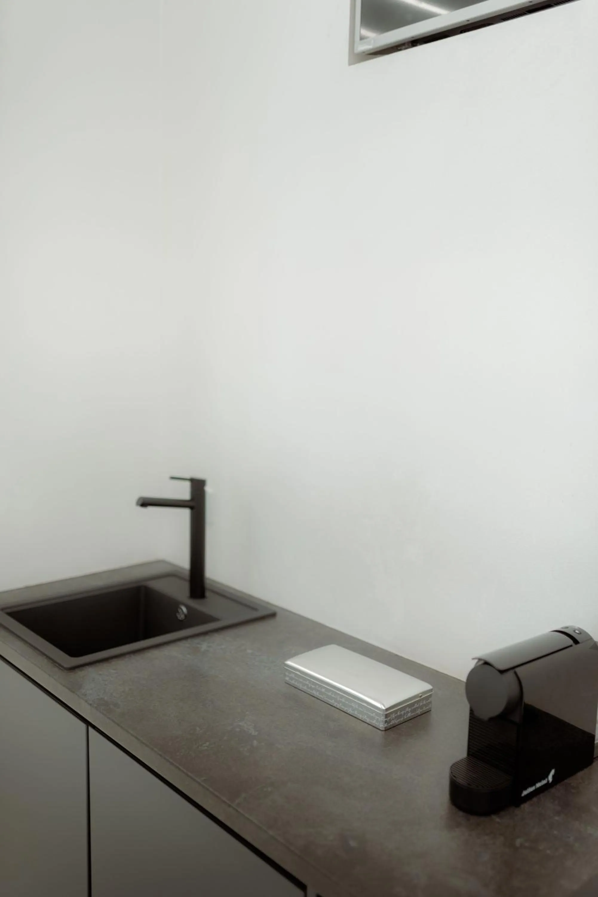 Restaurant/places to eat in NED Hotel