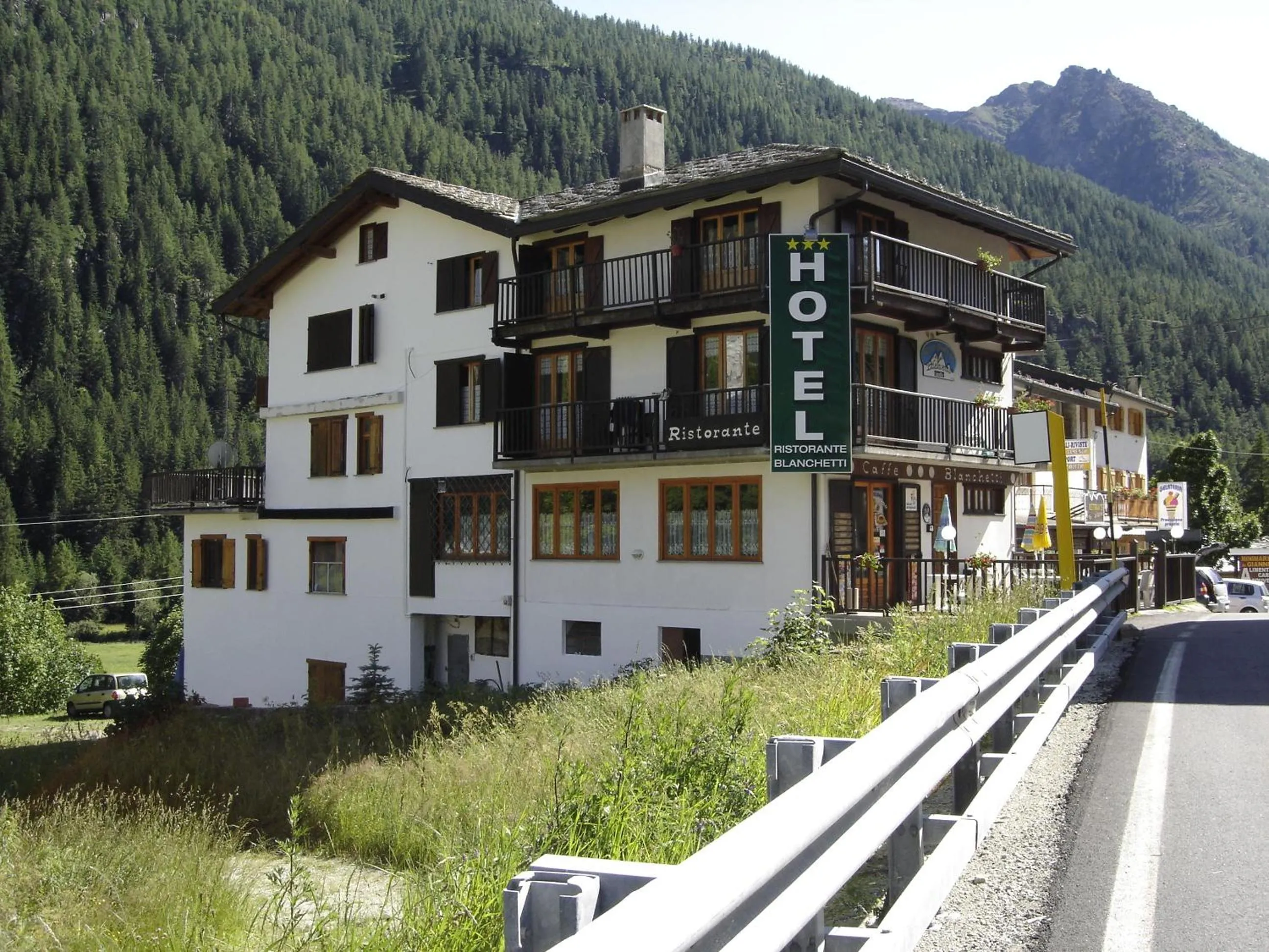 Property building in Hotel Blanchetti