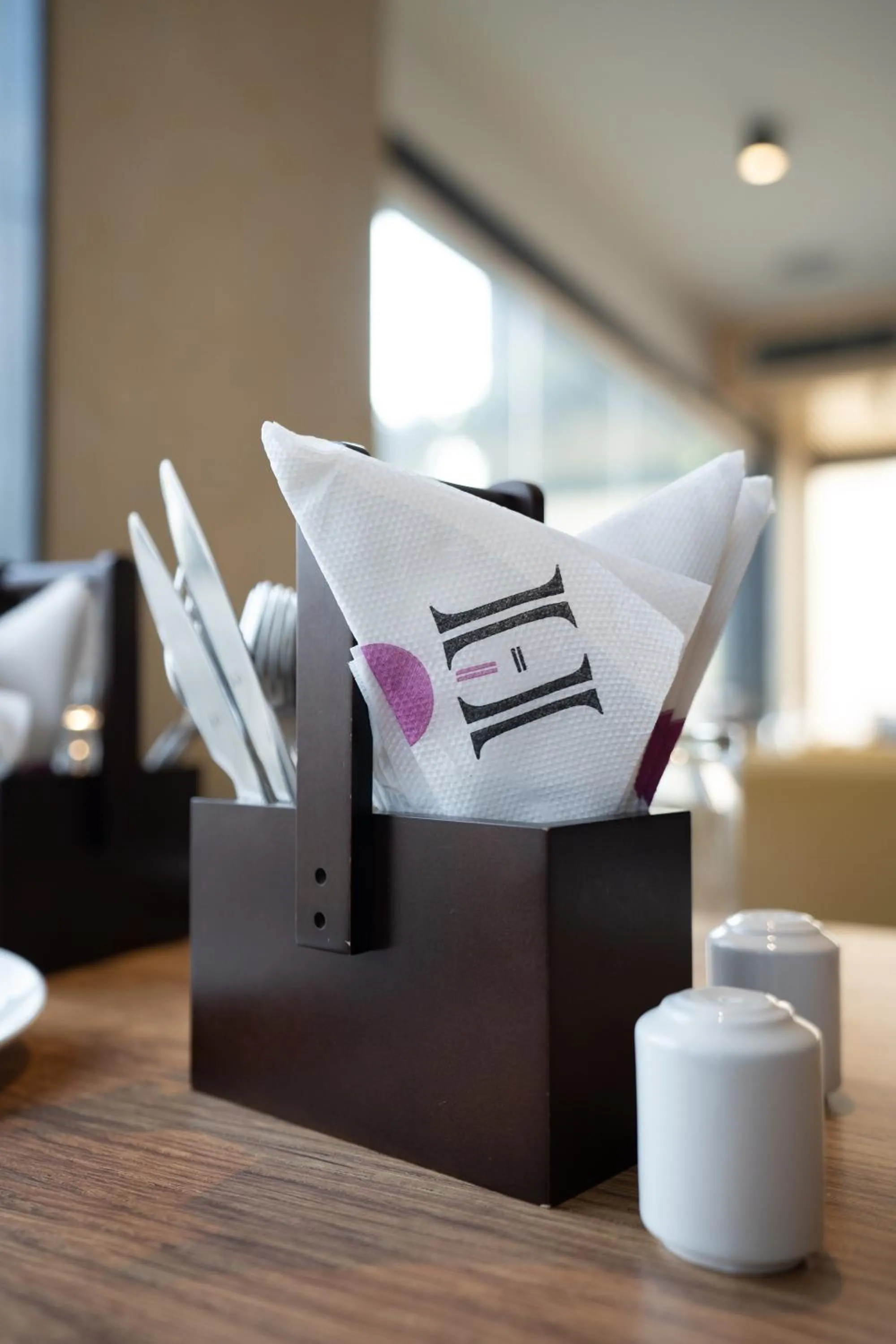 Restaurant/places to eat in Poiisse