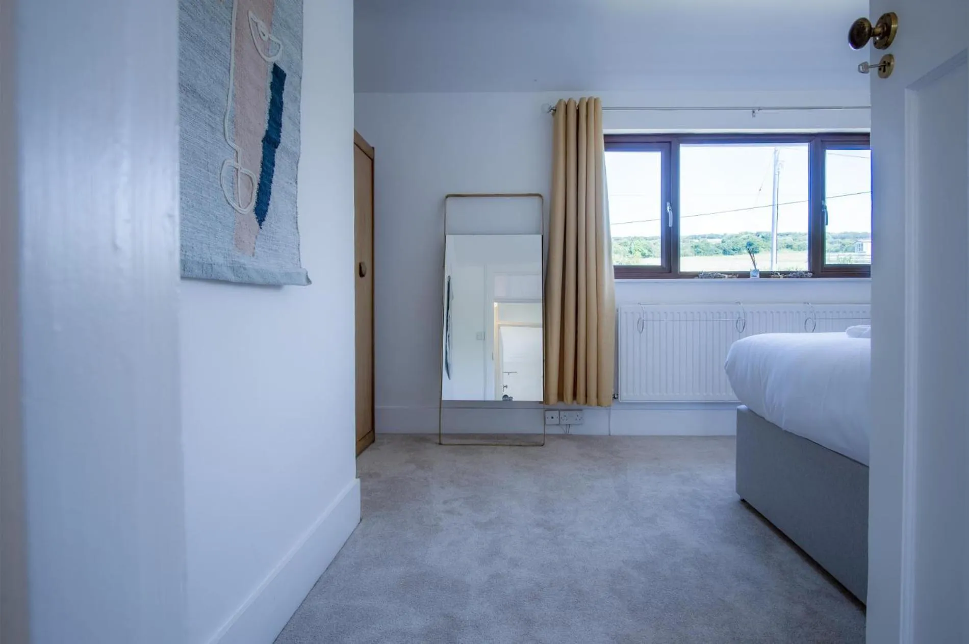 Floor plan, Bed in Avoca - 3 Bedroom Holiday Home - Llangennith