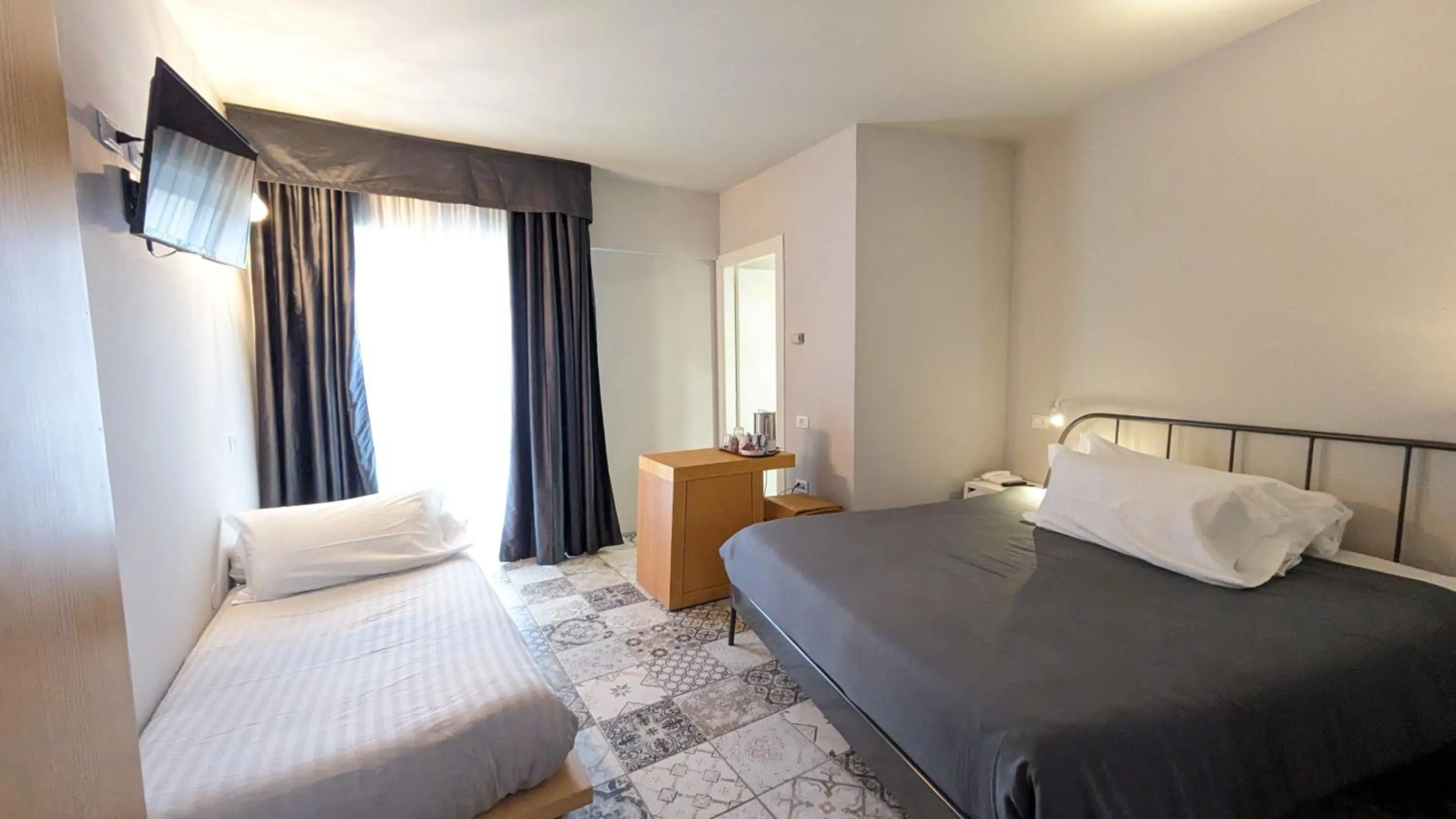 Bed in hotel garni Santa Caterina