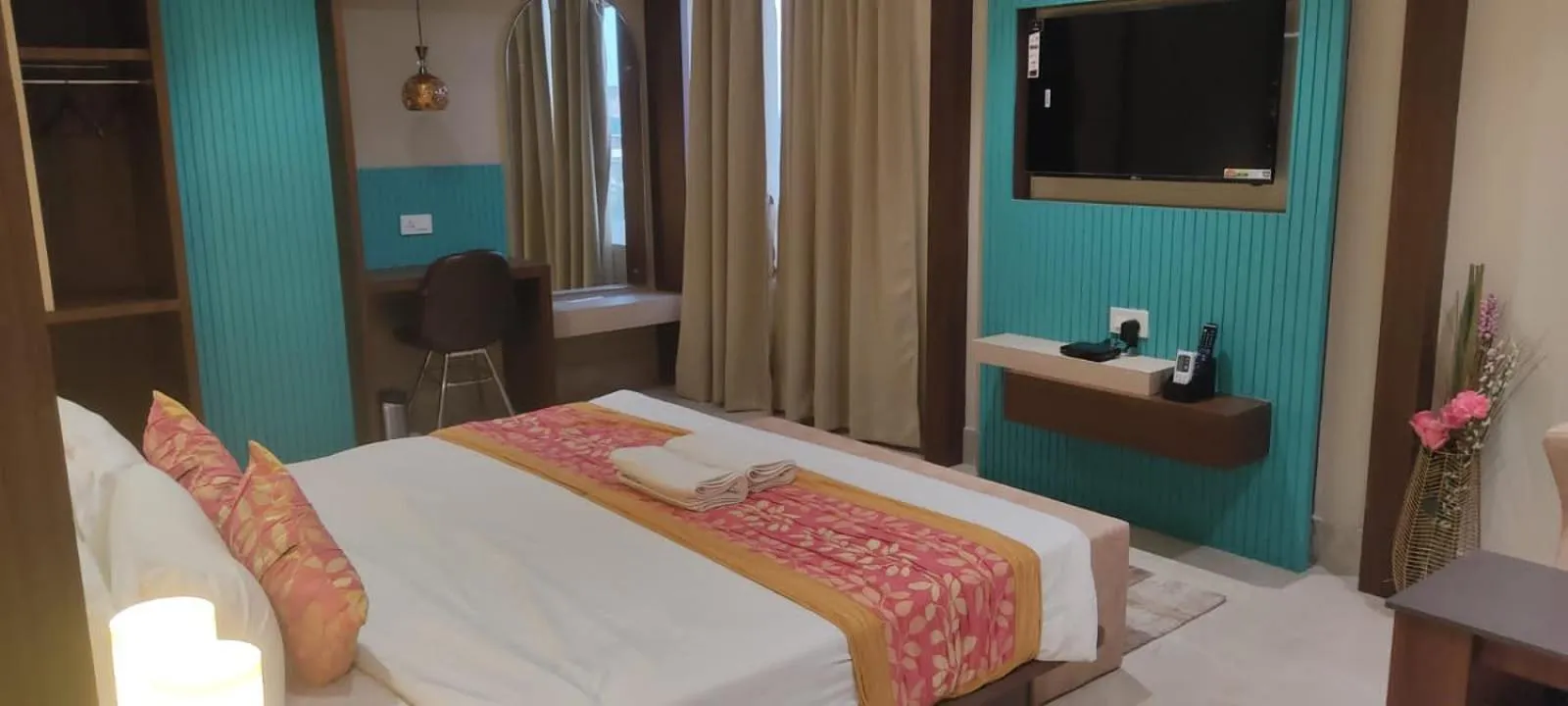 Bedroom, Bed in JEEVAN SANDHYA