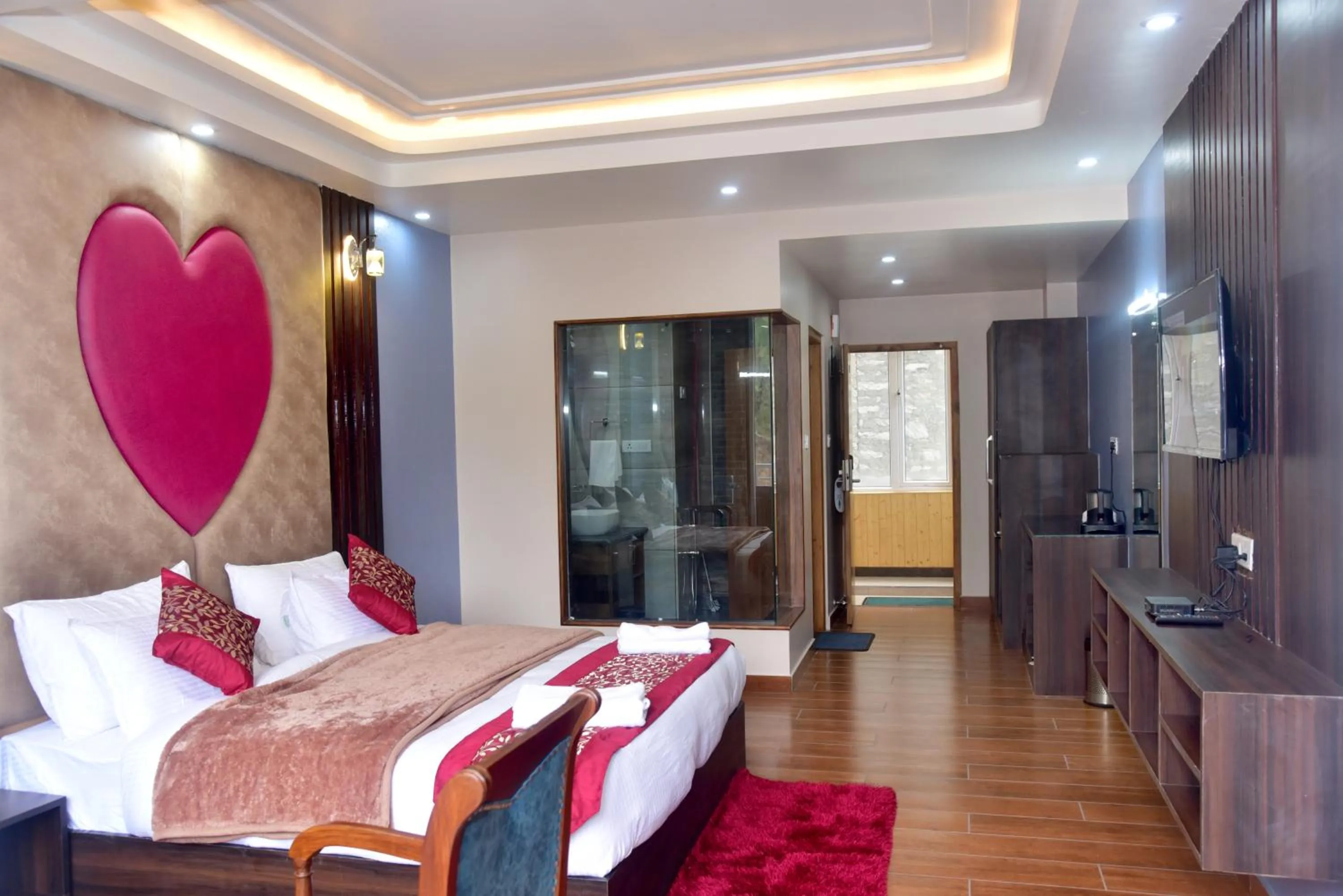 Bedroom, Bed in Sterling Shivalik Chail
