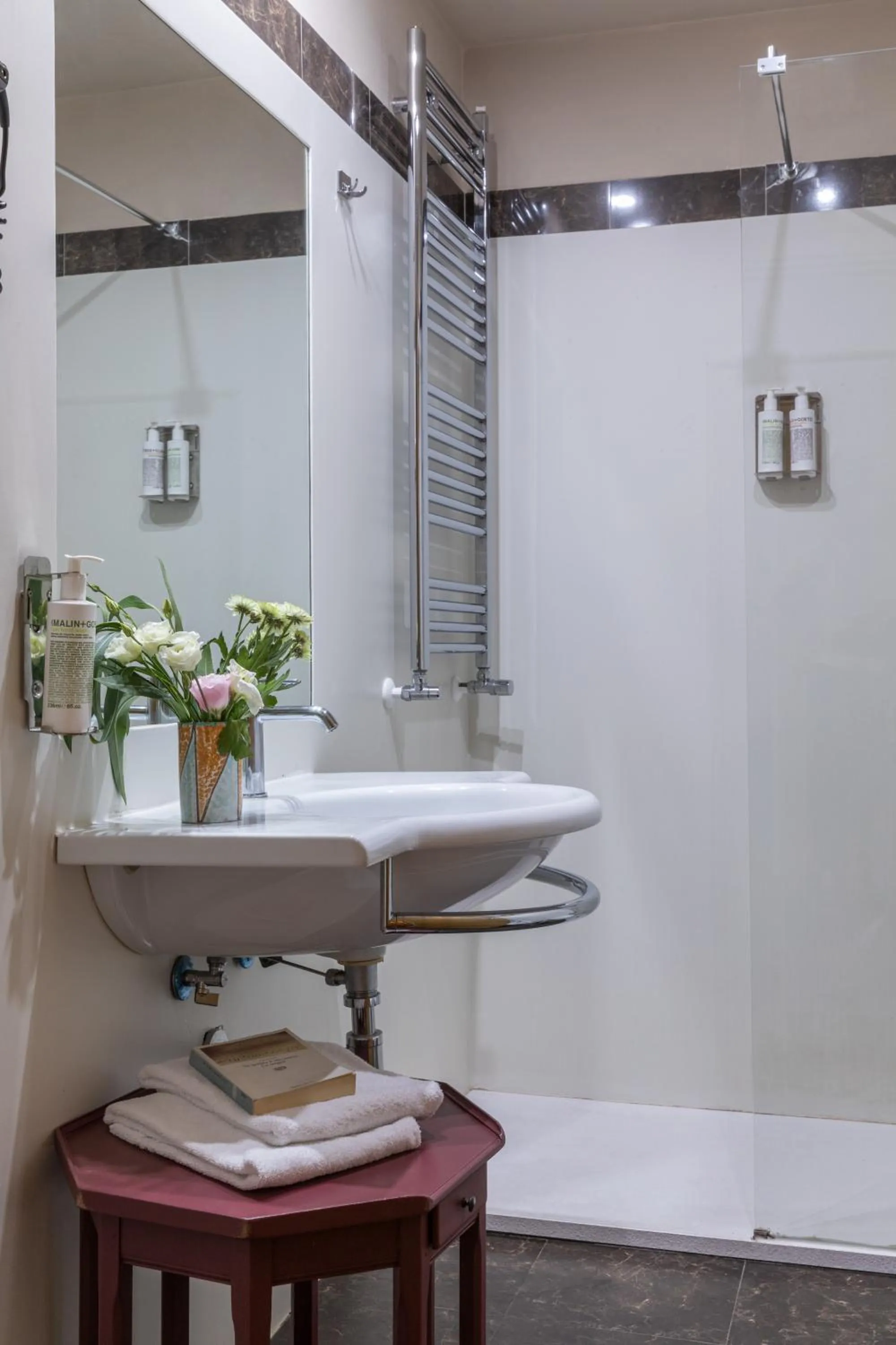Shower in Boutique Hotel Galatea