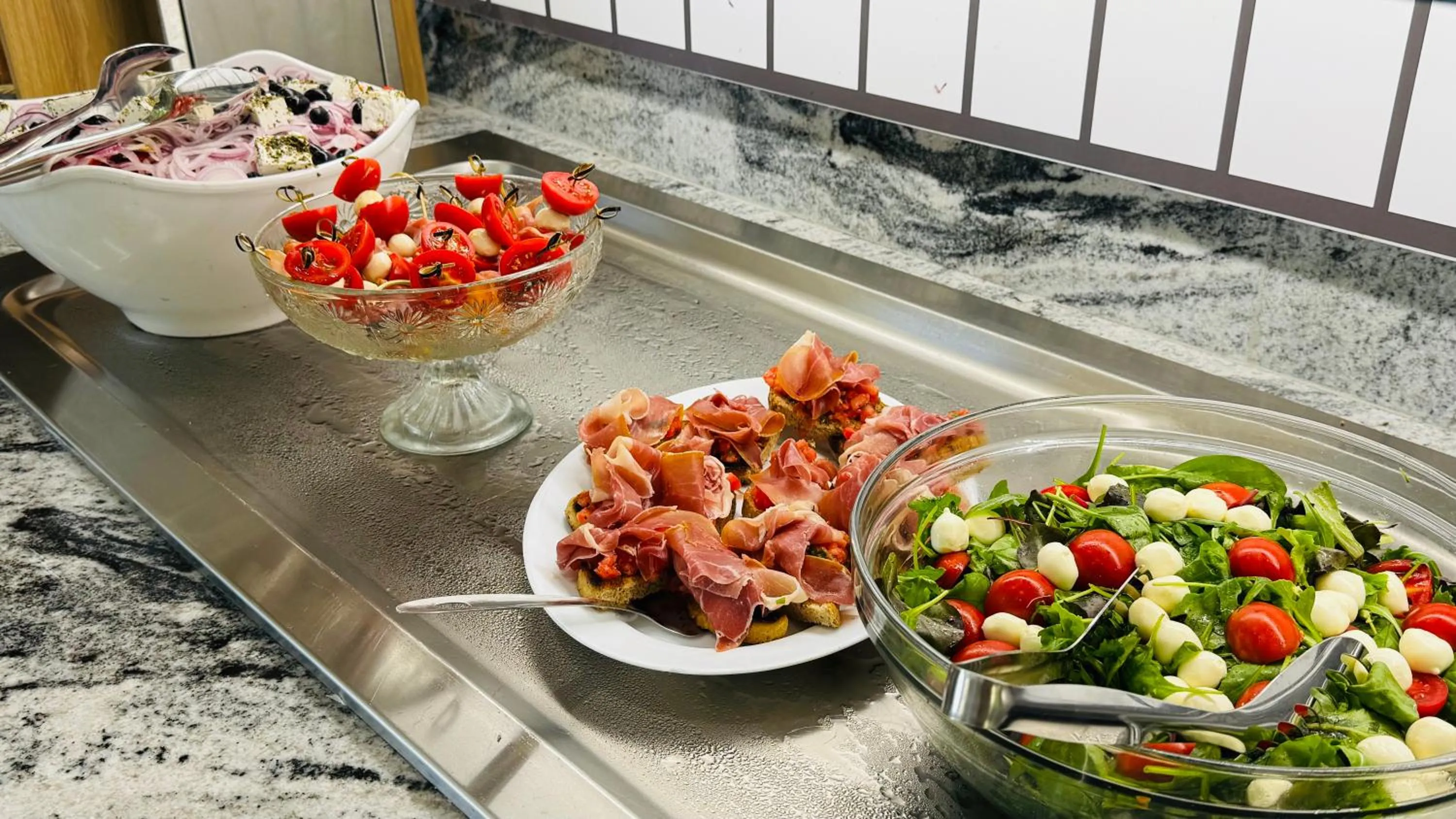 Food in Atliman Beach Park Hotel