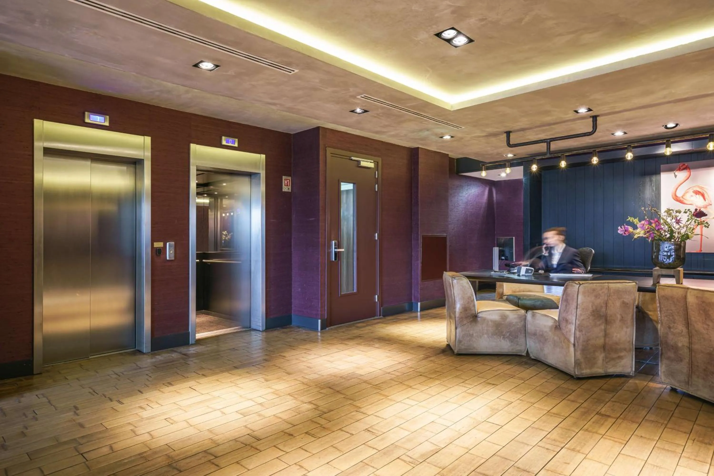 Lobby or reception in DoubleTree by Hilton Amsterdam - NDSM Wharf