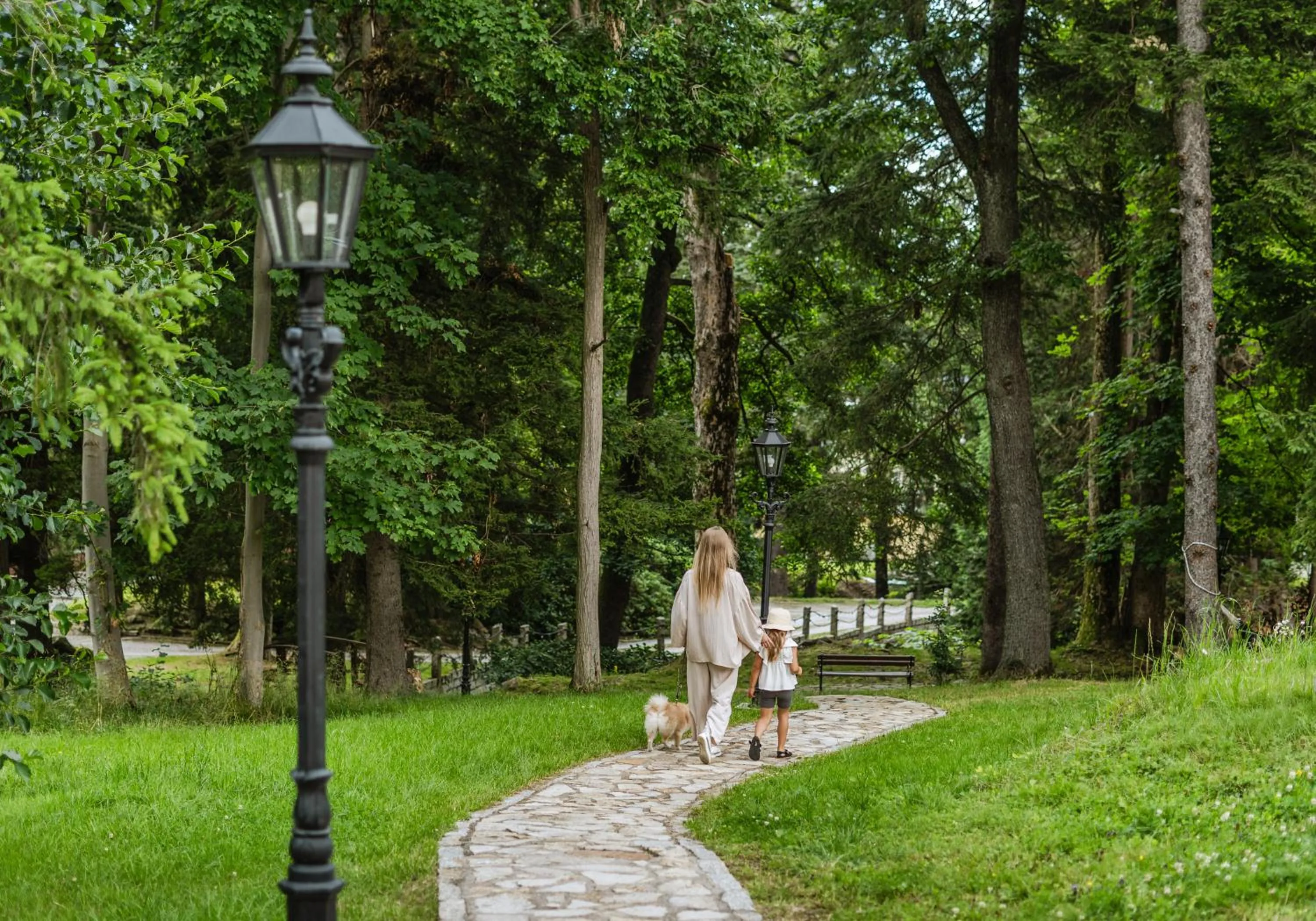 Garden in Rezydencja AQUA by GRANO