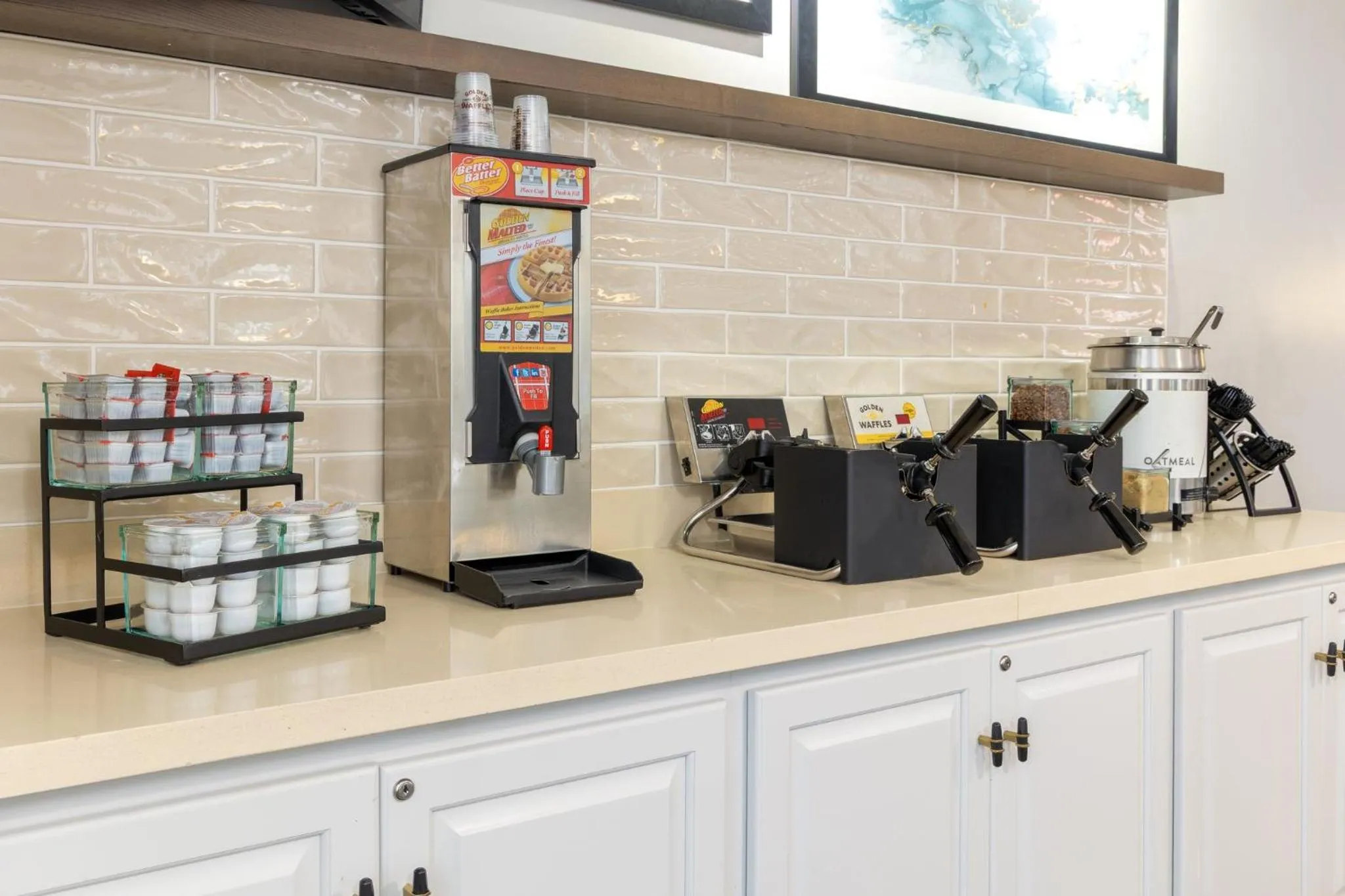 Restaurant/places to eat in Staybridge Suites Denver - Central Park by IHG