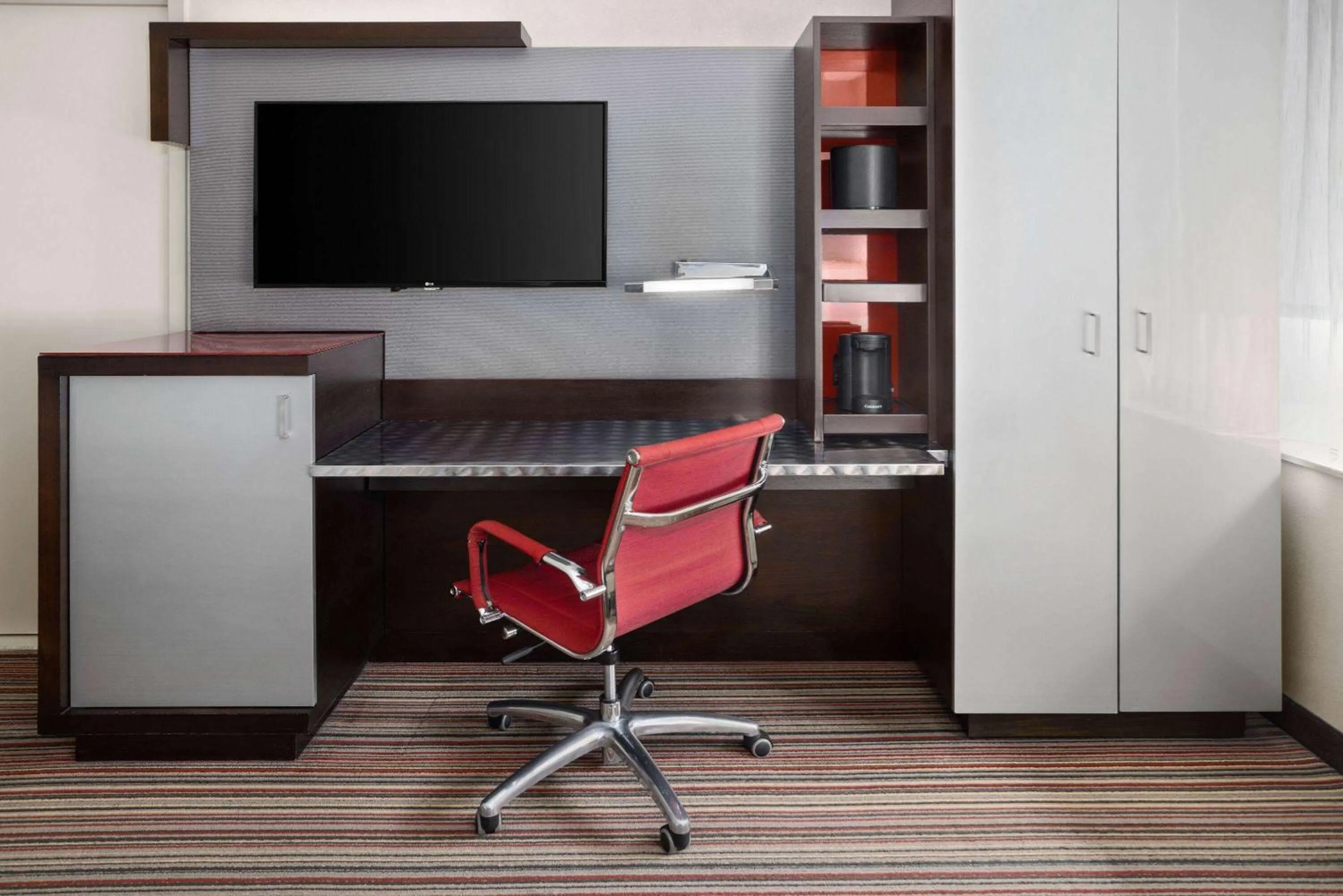 Bed in The Herald by LuxUrban