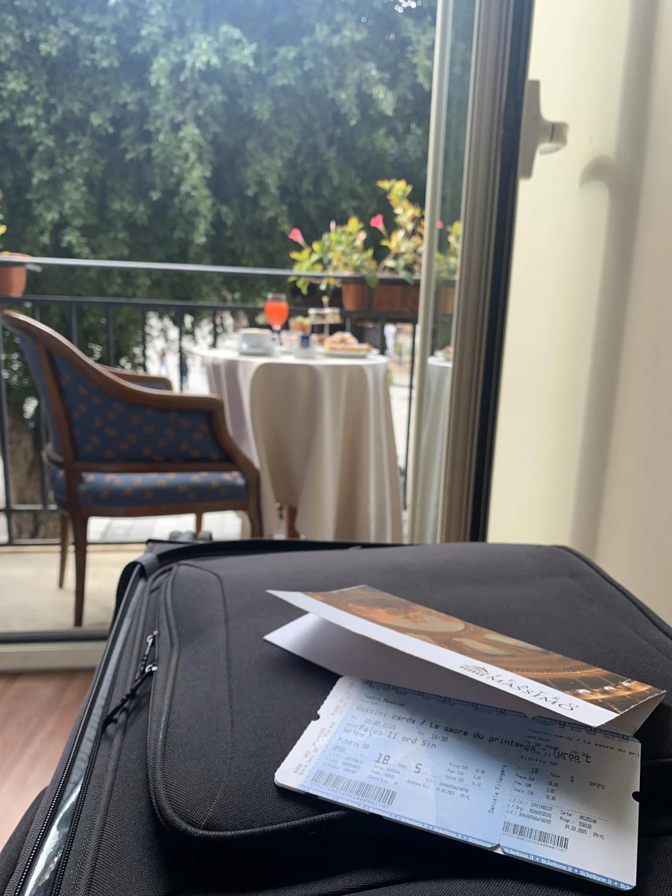 Decorative detail in Massimo Plaza Hotel