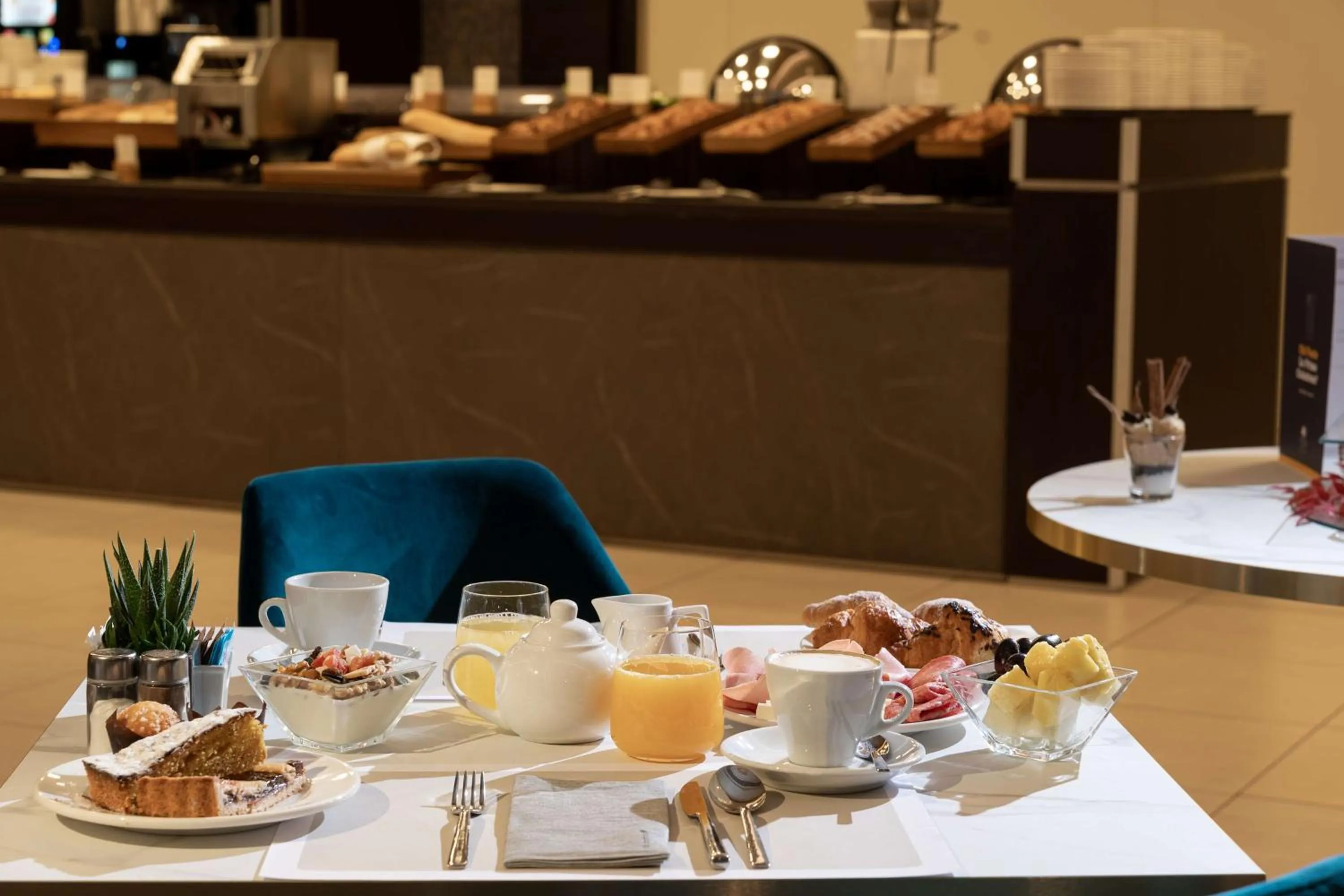 Breakfast in Doubletree by Hilton Milan Malpensa Solbiate Olona