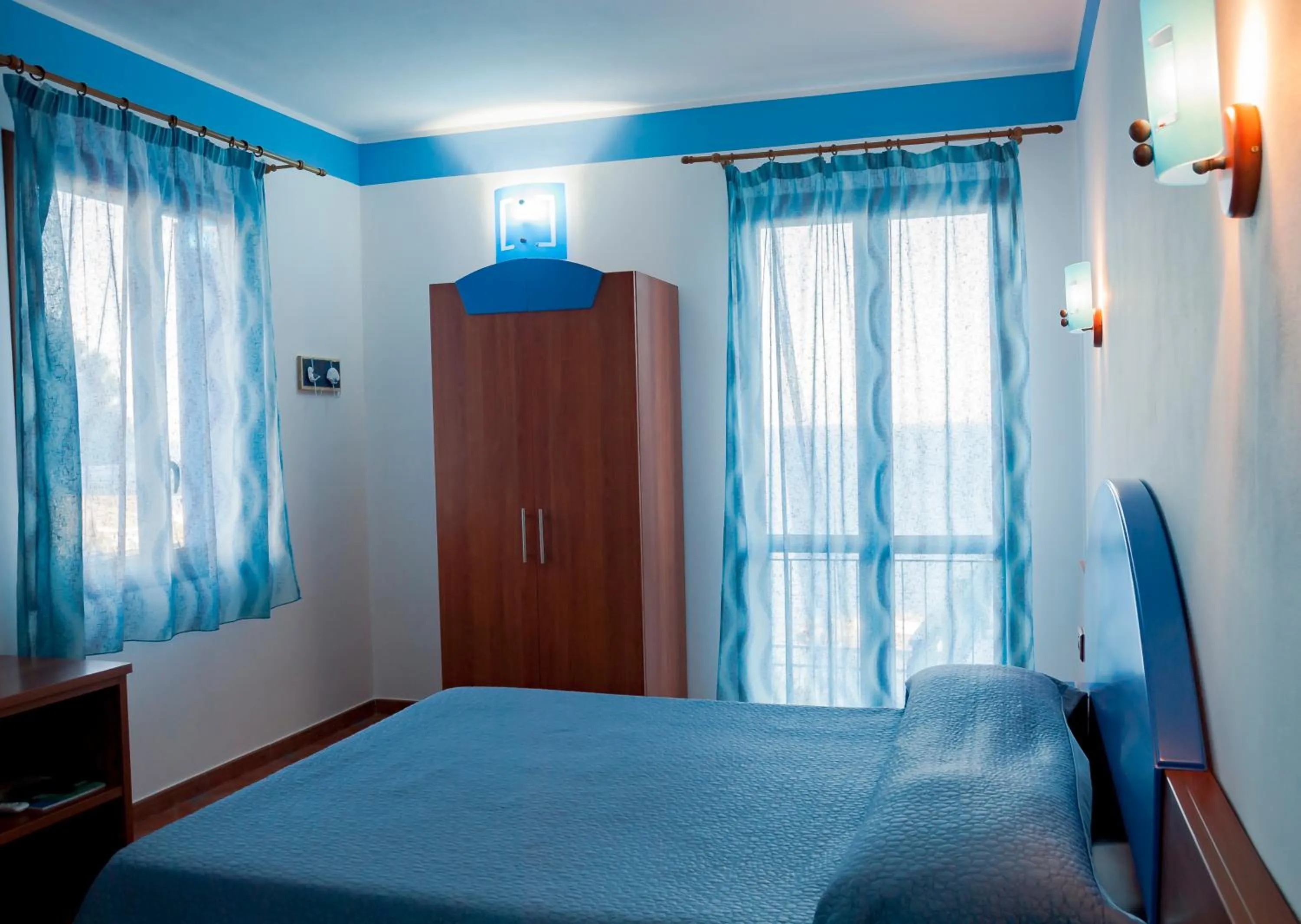 Photo of the whole room, Bed in Sogni Nel Blu