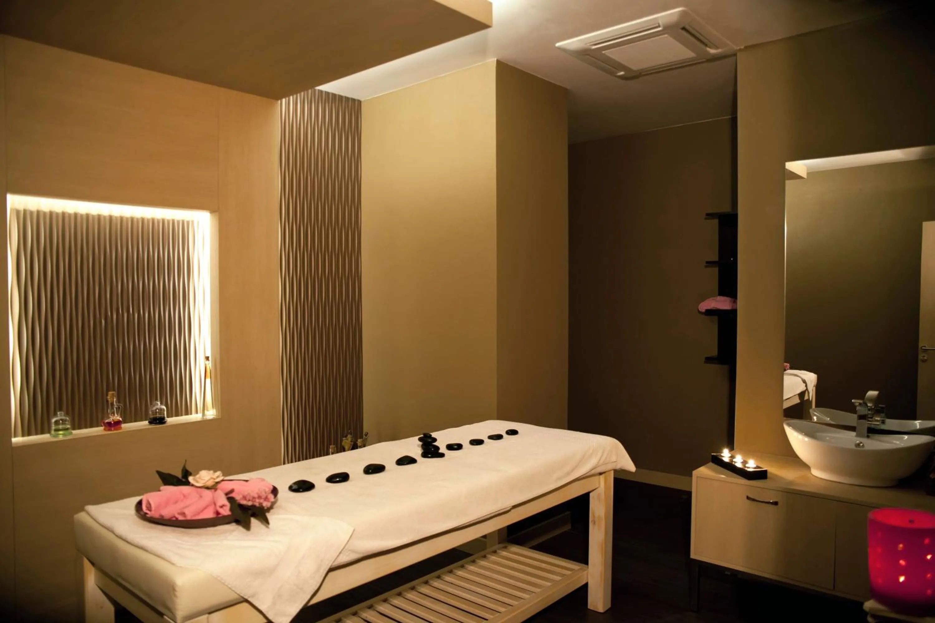 Spa and wellness centre/facilities in Belconti Resort Hotel